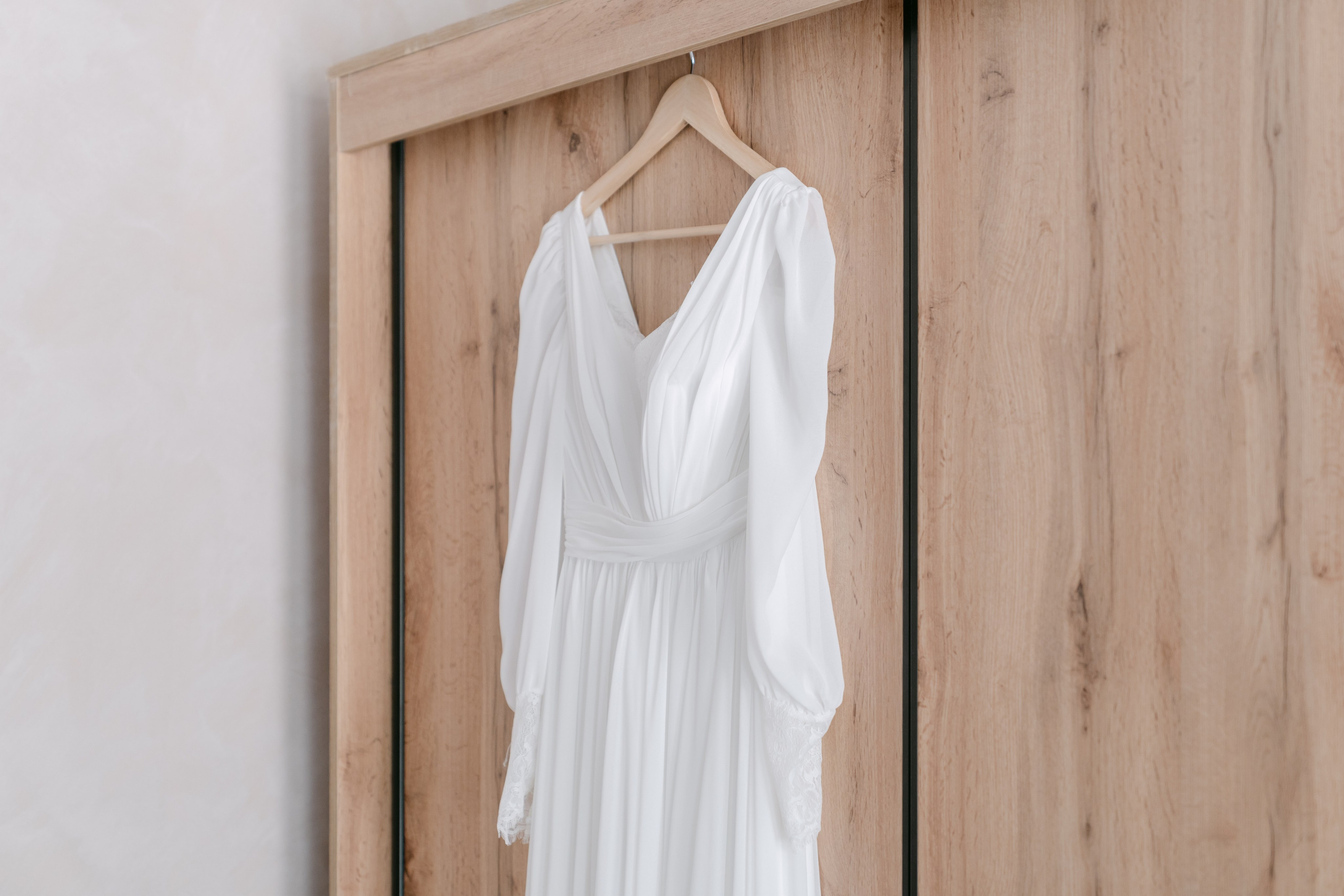 Analisa | Constantin. Gabrielacojocariu.com