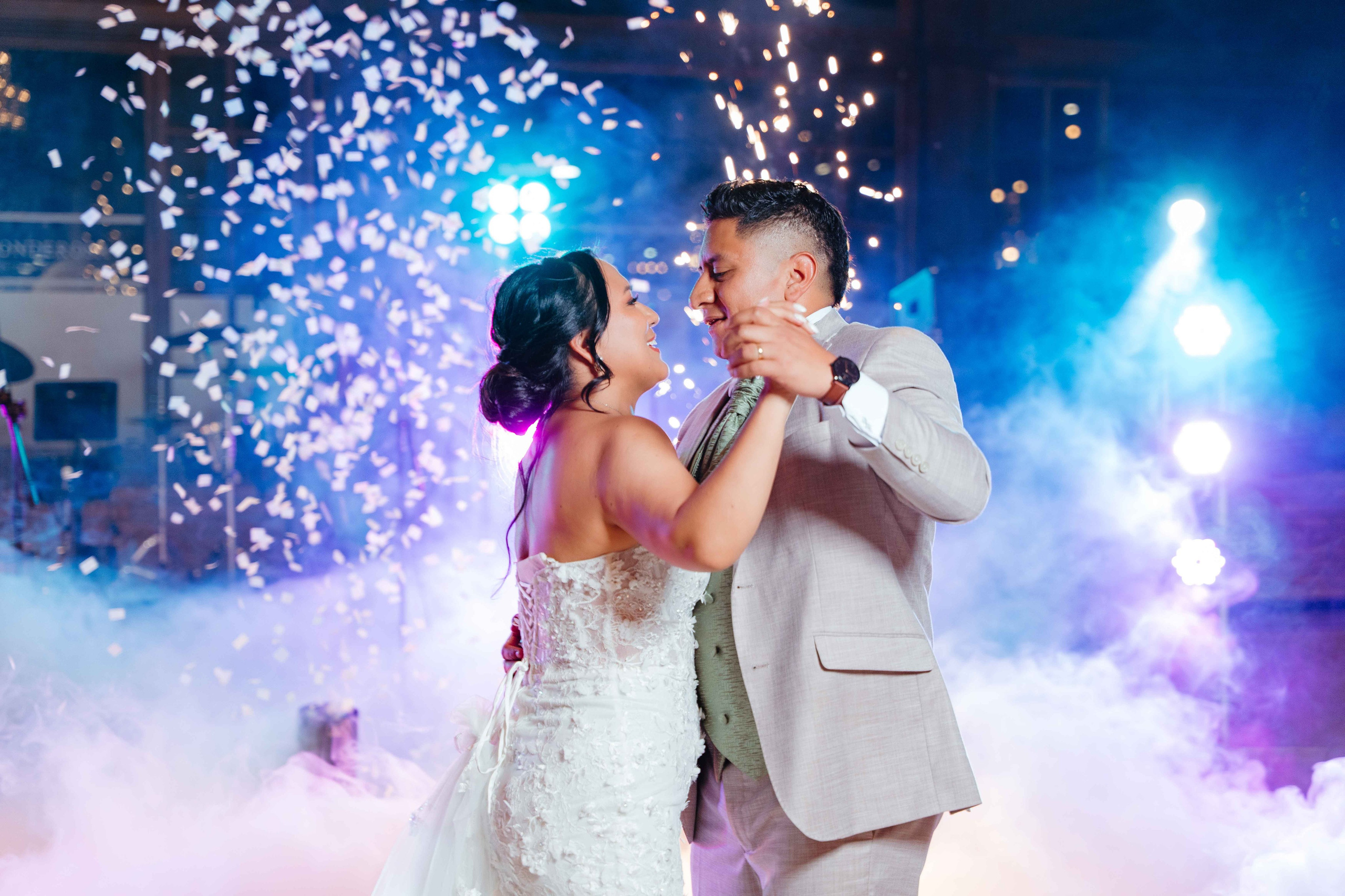 Karol y Jairon. Fotógrafo de bodas en Loja Ecuador | Piero Alvarez PH