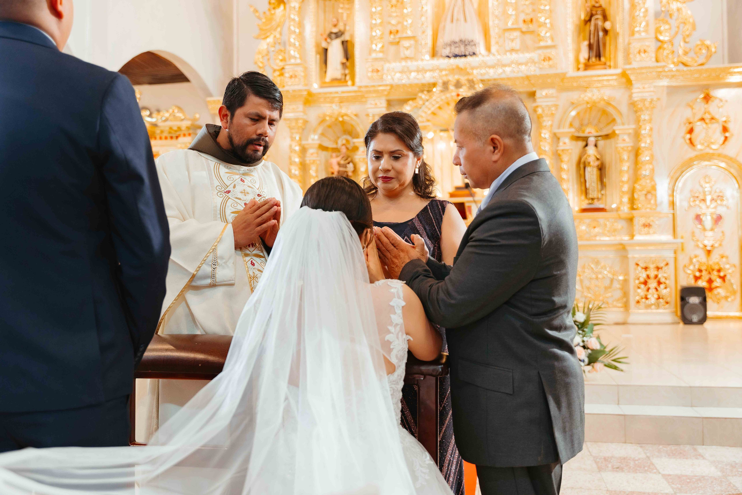 Jennifer y Vladimir. Fotógrafo de bodas en Loja Ecuador | Piero Alvarez PH