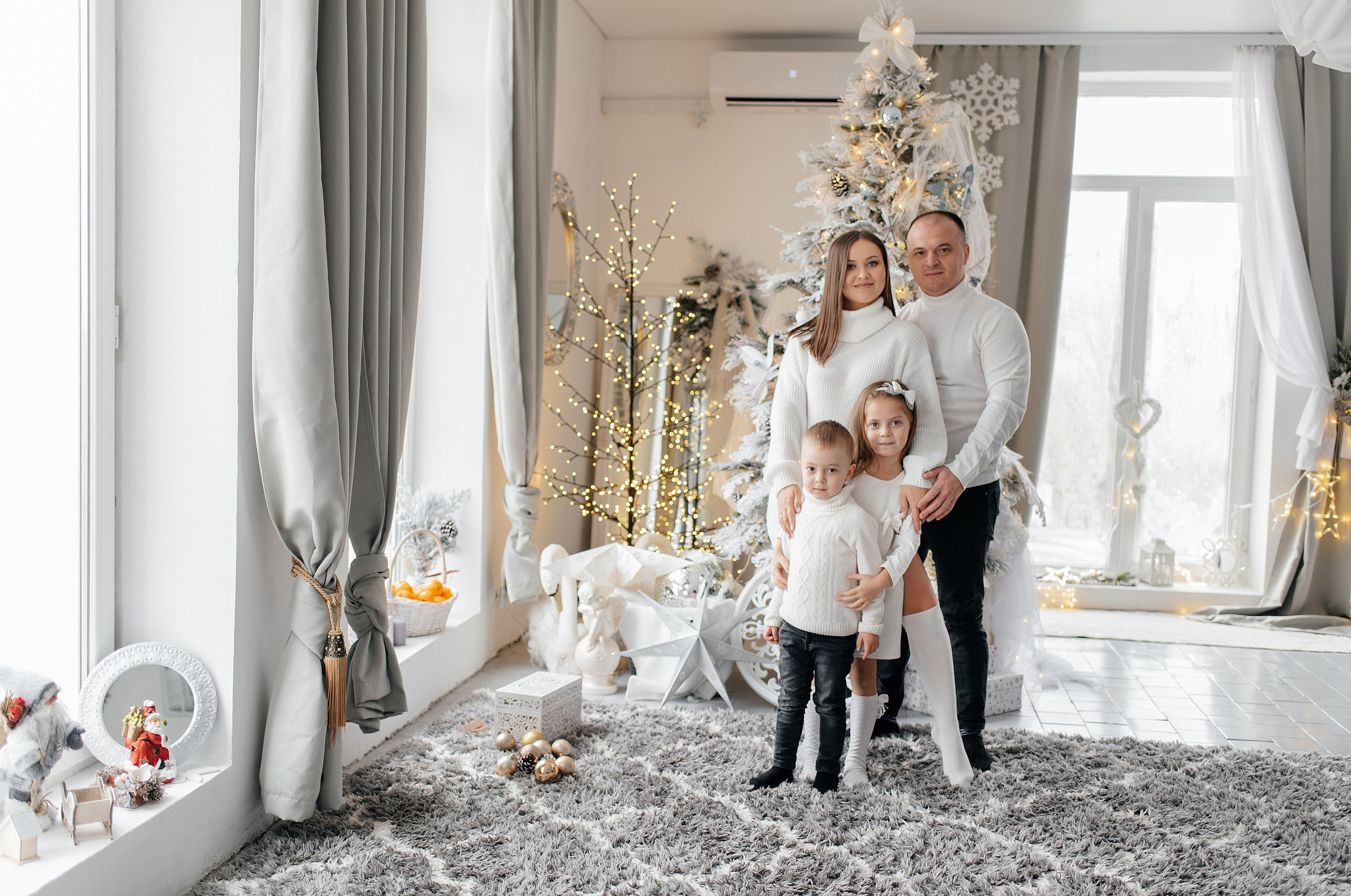 New Year Happy Family. Wedding photographer from Moldova Alexey Chipchiu
