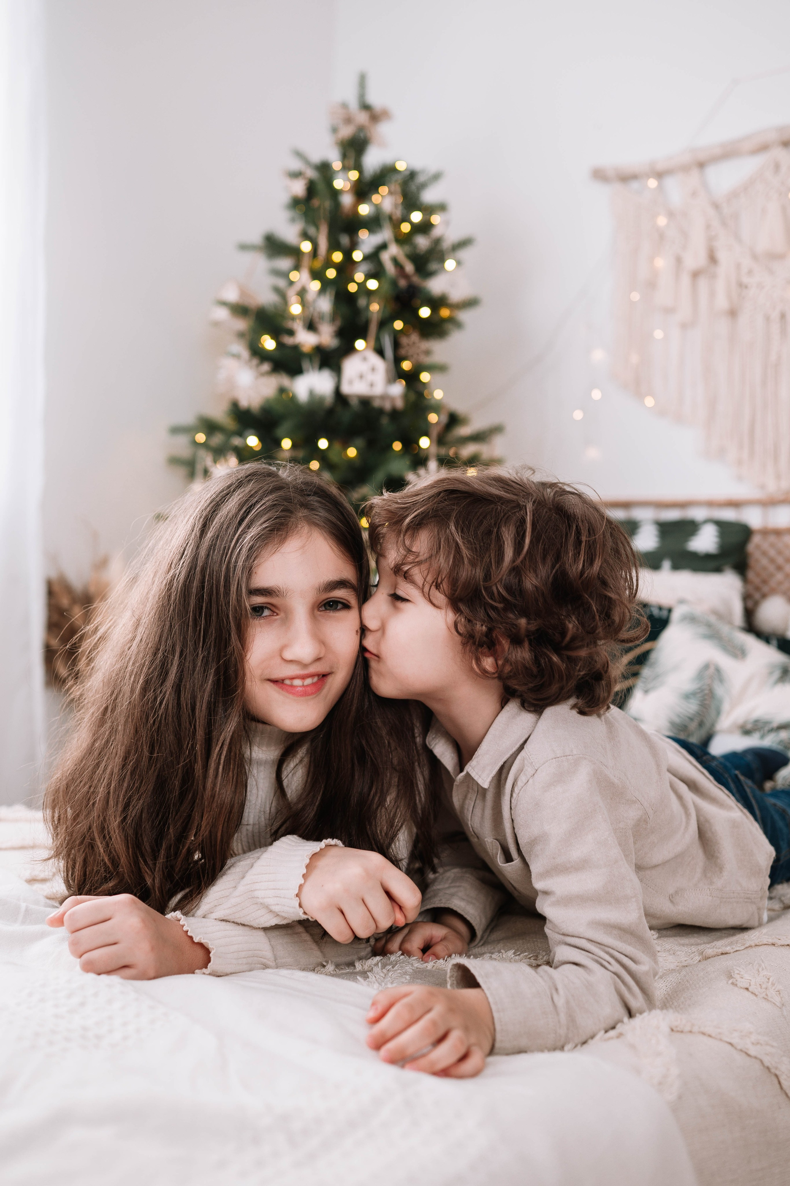 Sara, Vuk, Nevena i Ivan - novogodišnje fotografisanje. Dečiji i porodični fotograf