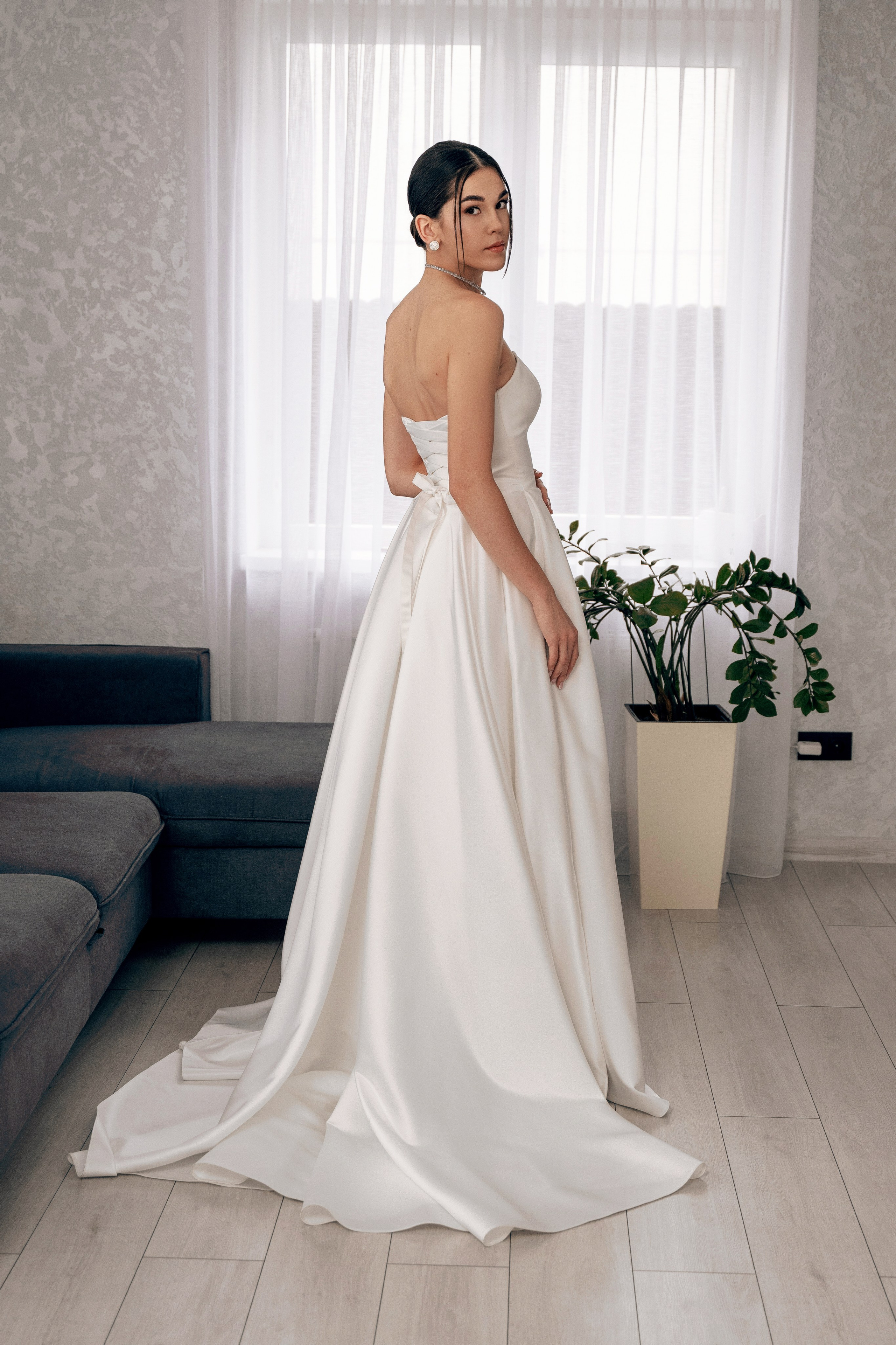 Подготовка невесты. Sākums