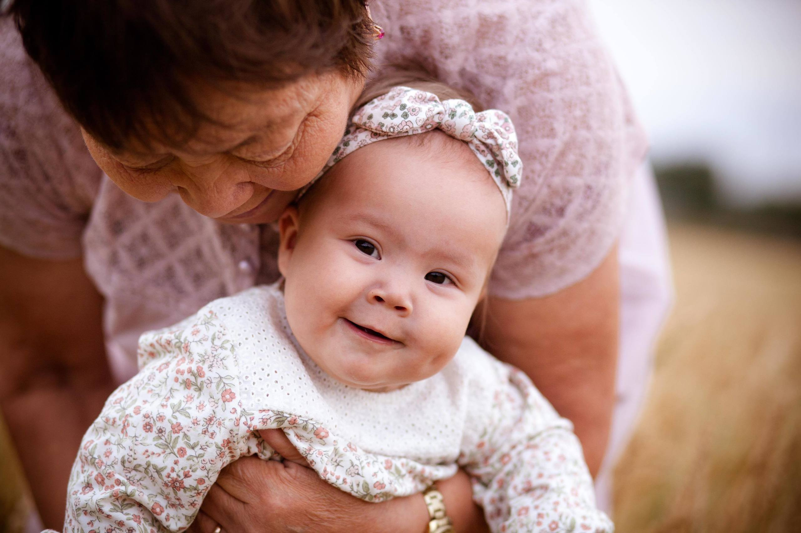 PERHEKUVAUS. Valokuvaaja Itä-Uudellamaalla Viktoria photography