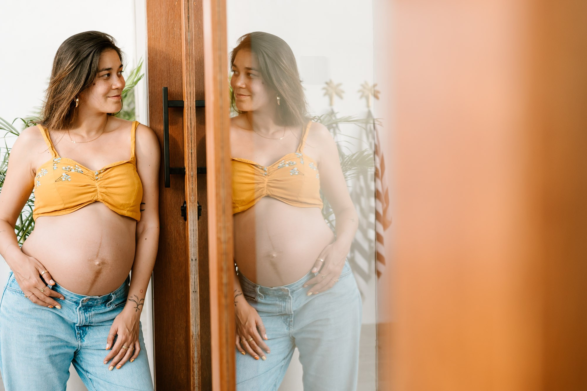 LARISSA & SJUUL MATERNITY. Female Photographer in Bali