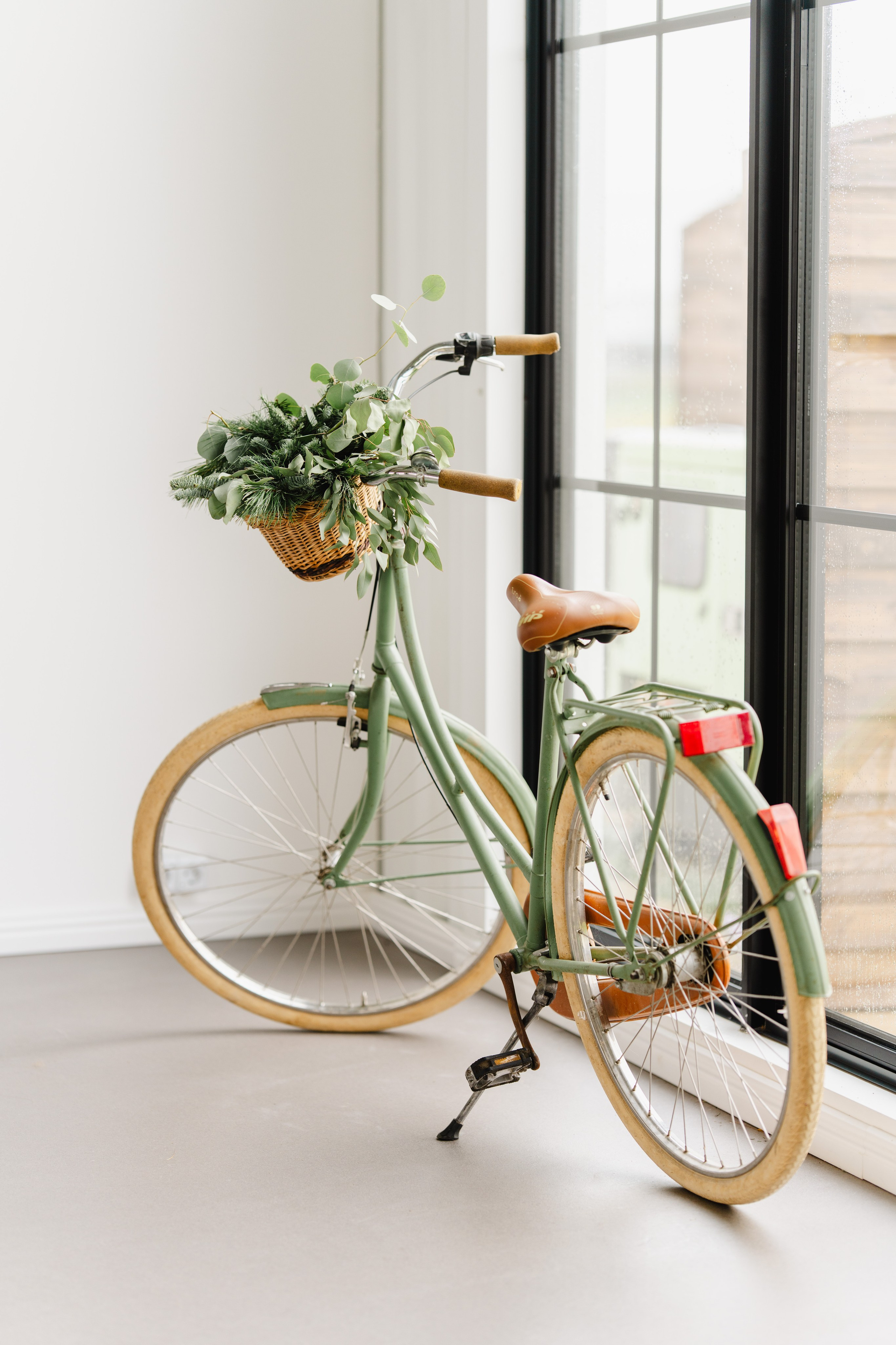 Studio Sunset Barn (Balaceanca). Fotograf evenimente. Fotograf nunta. Fotograf Botez. Mihaela Savu