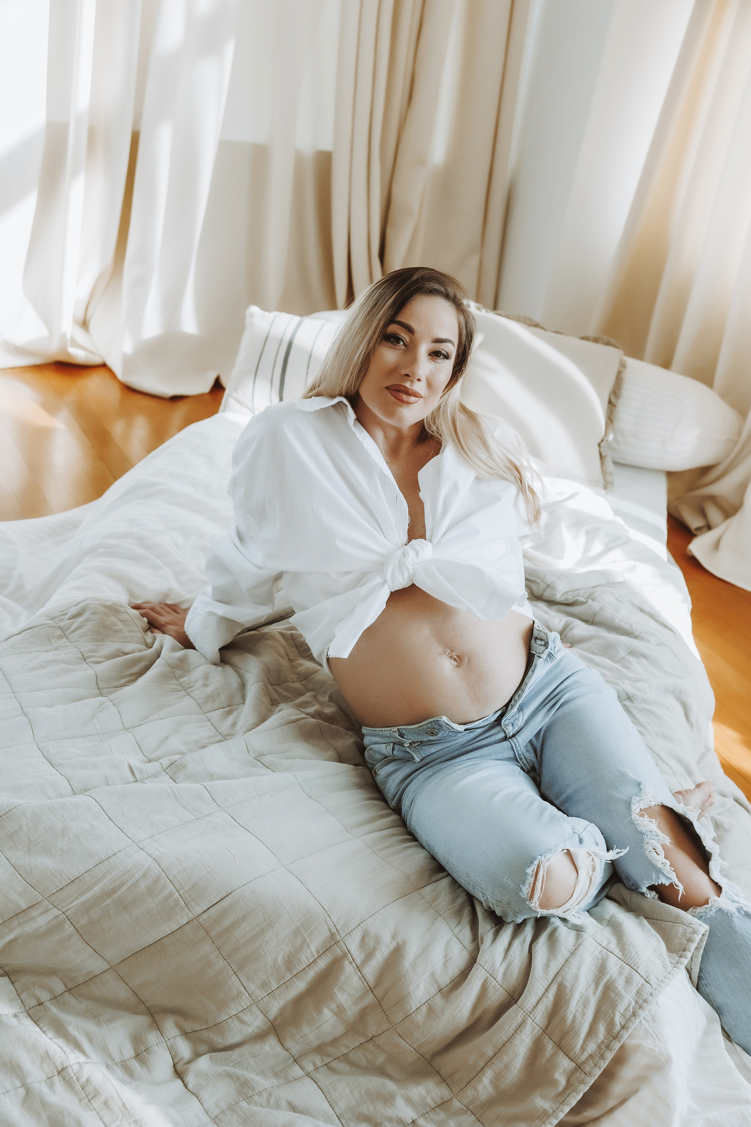 Бремена фотосесия в студио. Фотограф Ирина Йотова