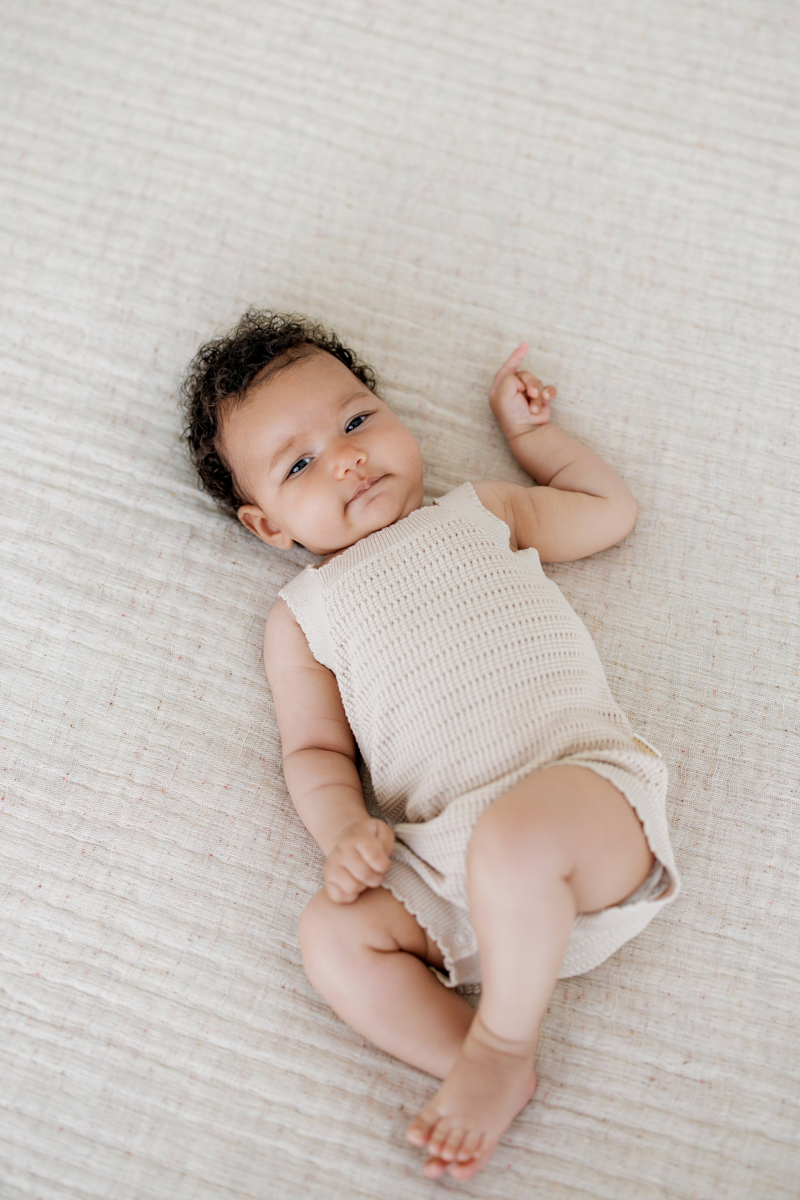 Newborn-Fotografie in Zürich — Natürlich. Minimalistisch. Ohne Zeitdruck. Wedding and Family Photographer Switzerland and Italy. Valeria Diaz