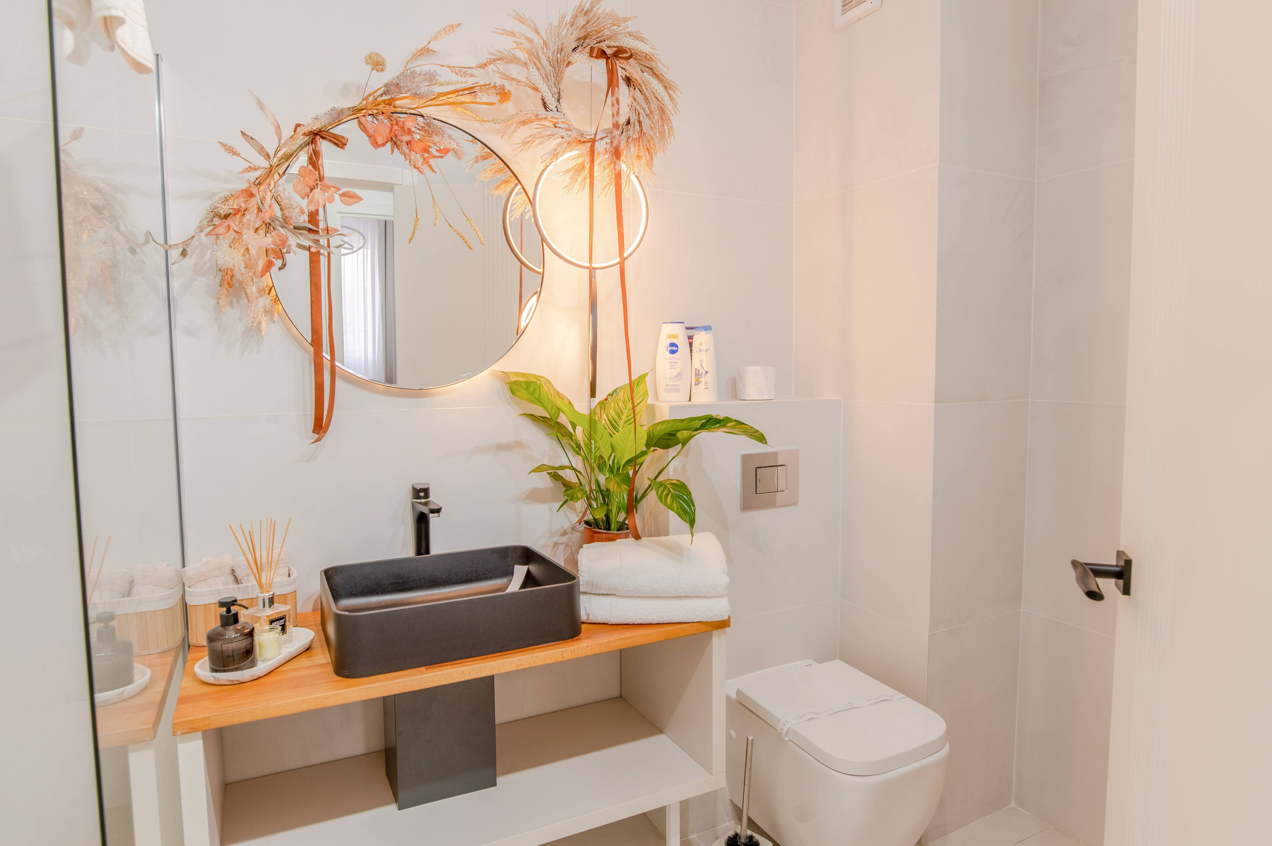 Proiecte Imobiliare. Iustin Olariu Films