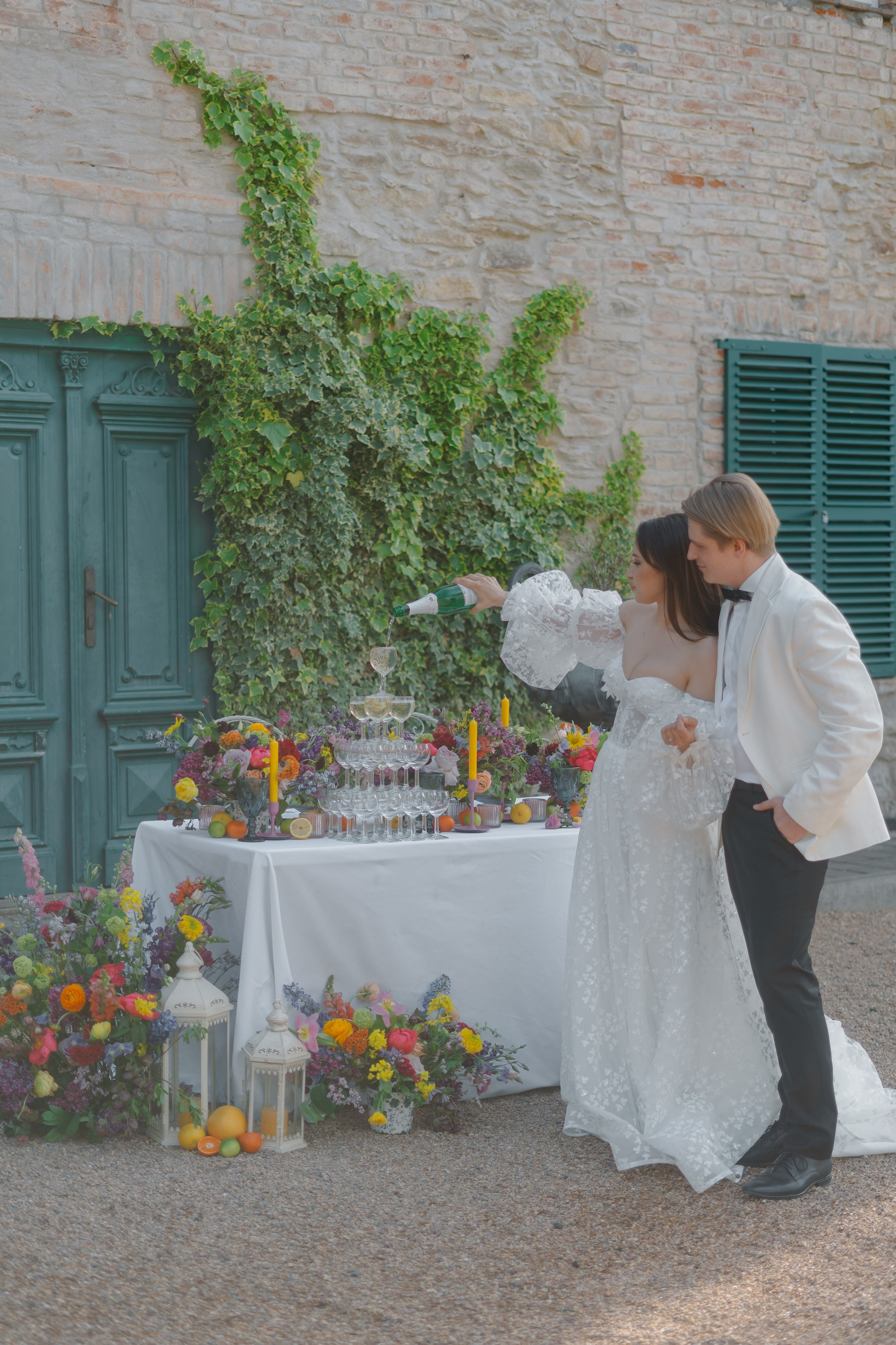 Whispers of Love: Thomas & Violeta's Wedding. Raw Studio: Capturing Elegant weddings accross Europe