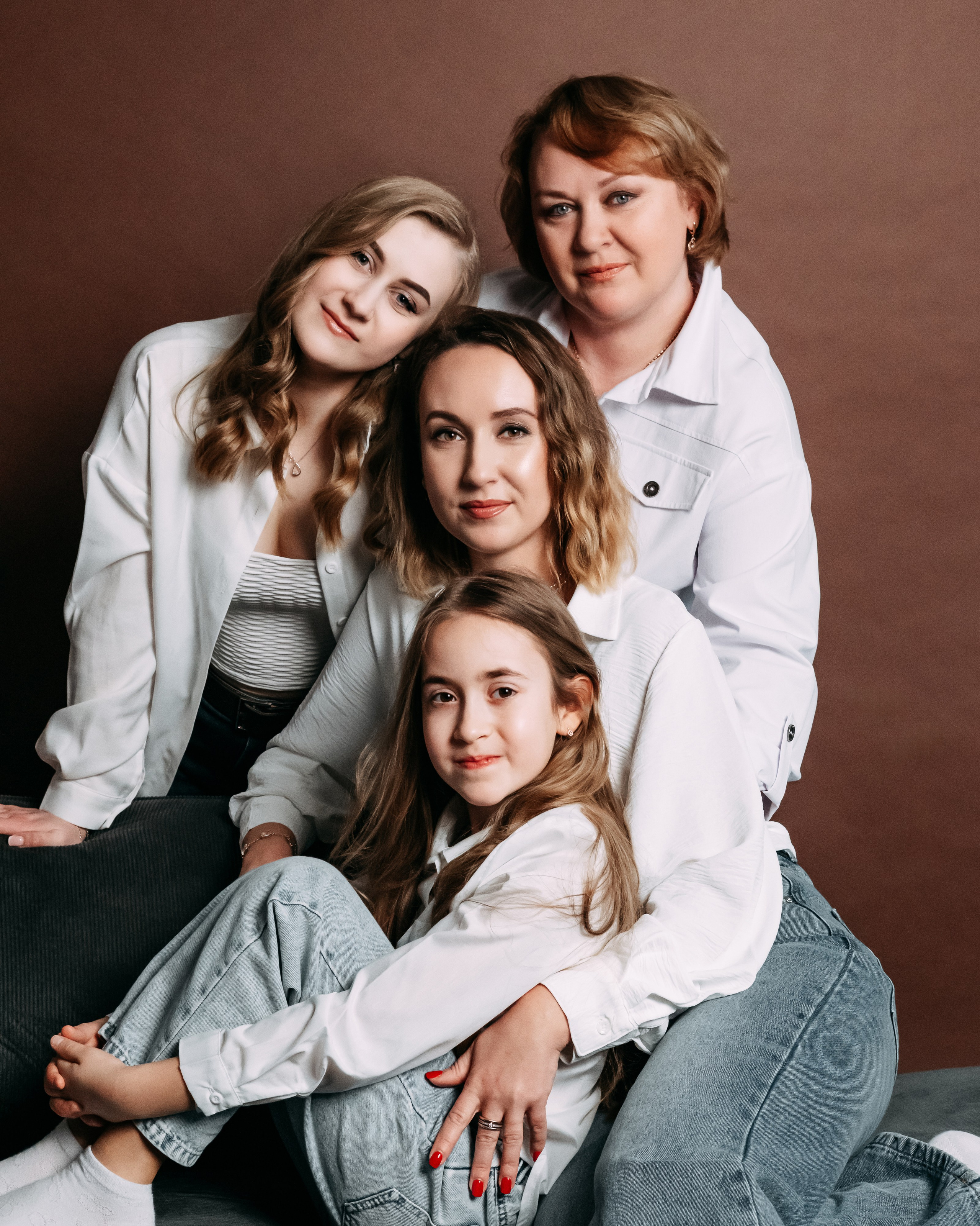 Arina Family 25.12.25. Репортажный и портретный фотограф в Нарве Елизавета Гросс