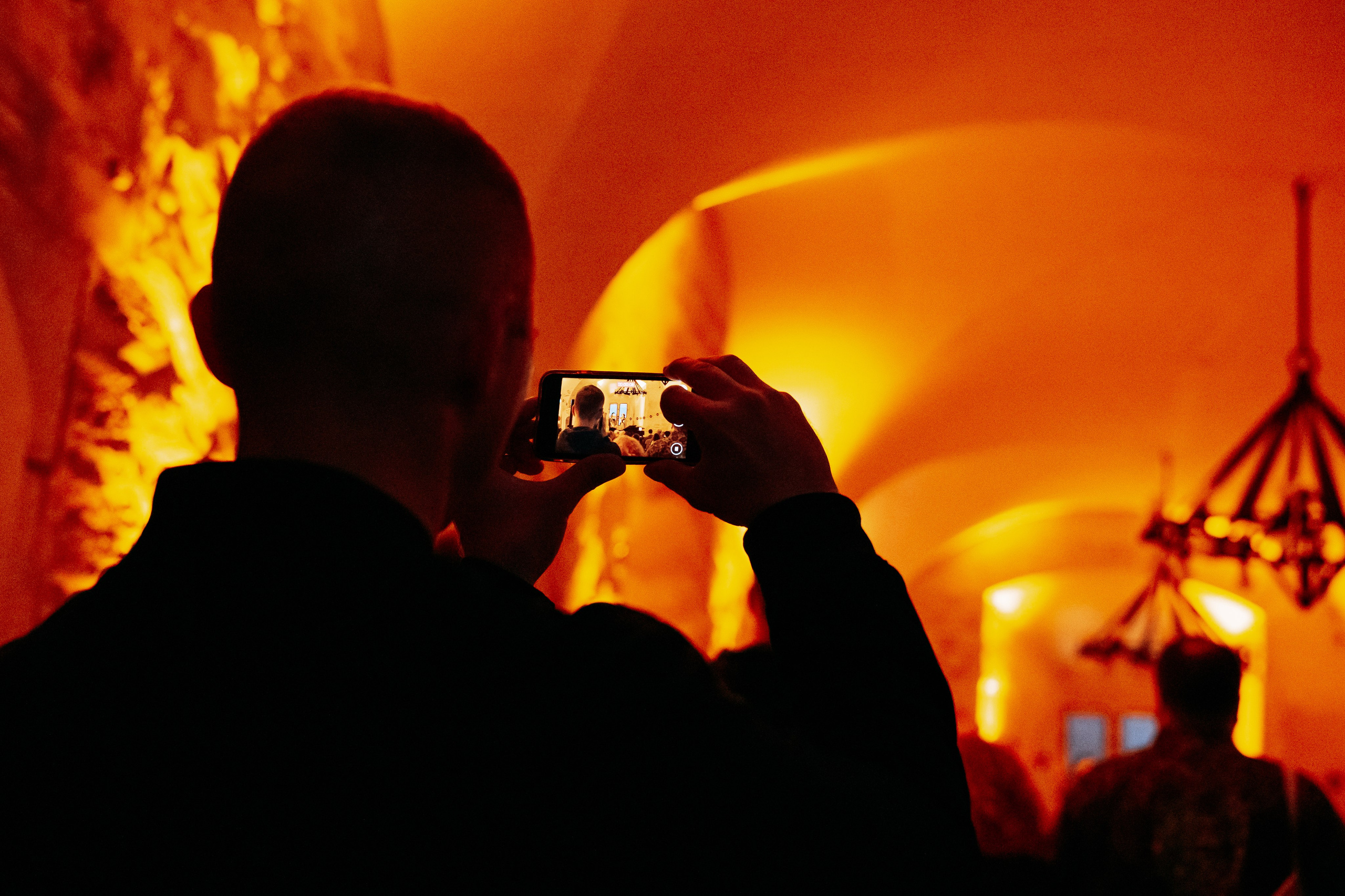 Station Narva 2025. Jelizaveta Gross - reportaaži- ja portreefotograaf Narvas