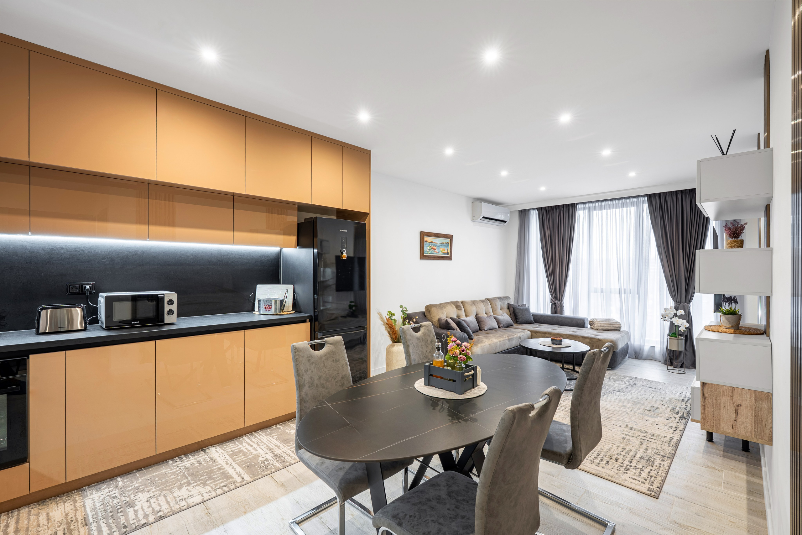 Апартамент за отдаване в Booking и Airbnb. Професионален фотограф в Пловдив и областта