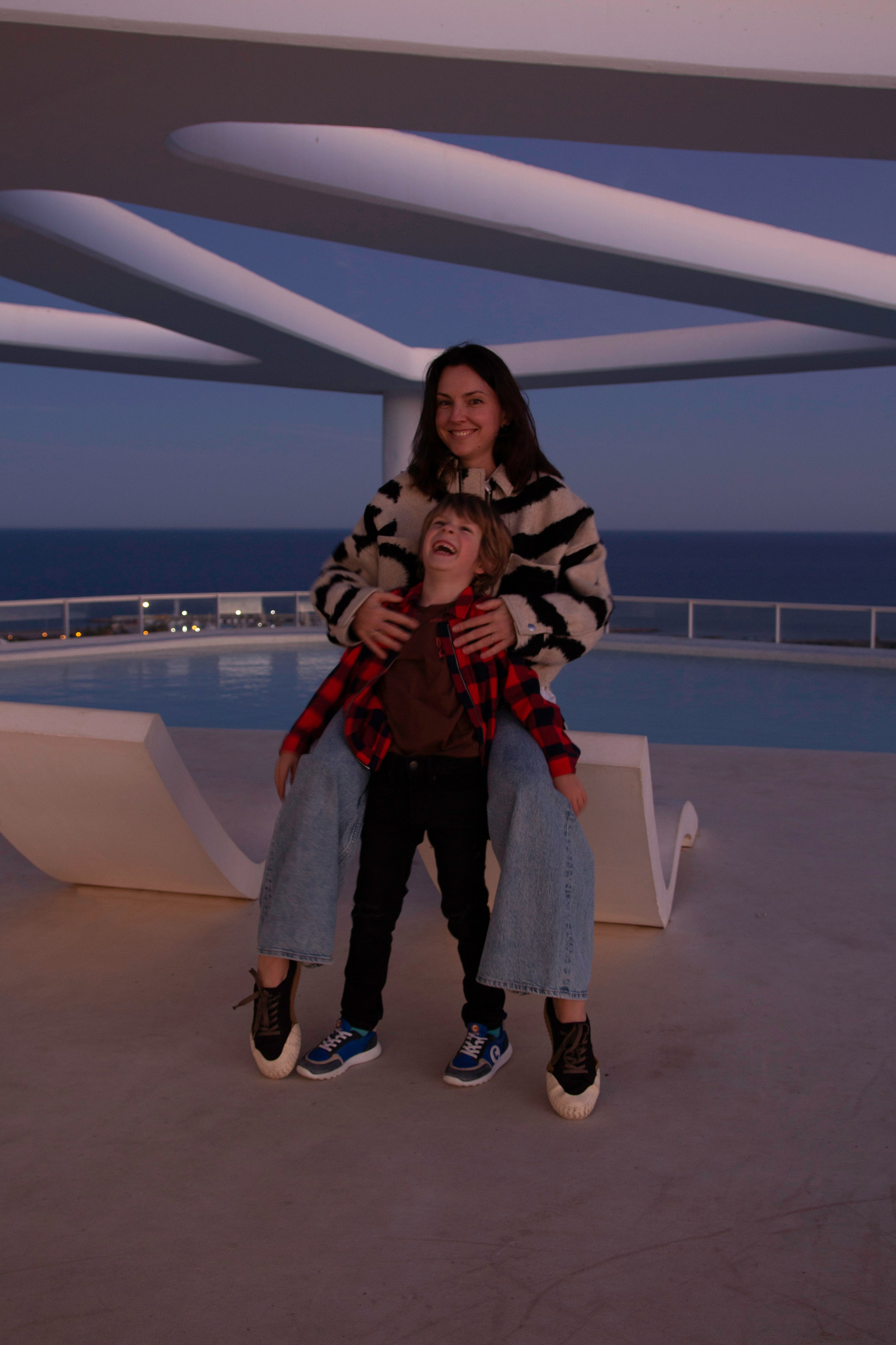 FAMILIA CANET. Fotógrafa Olena Petryk. Realizo sesiones de fotos en Puerto de Sagunto