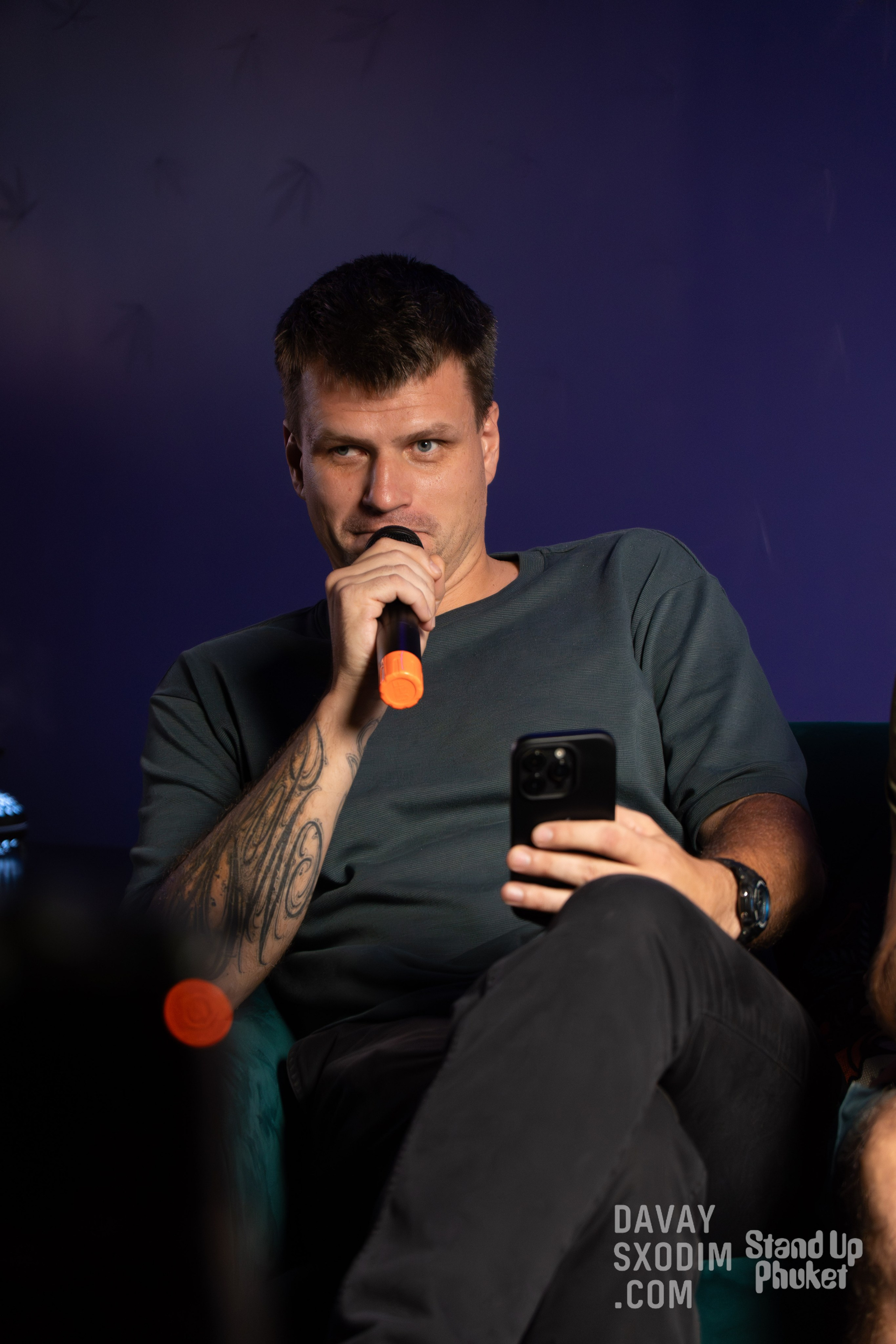 Standup-шоу «Тай-Болтай» | Фоторепортаж | Афиша | DAVAYSXODIM.com PHUKET. АФИША|ФОТОРЕПОРТАЖИ|ИВЕНТЫ|ПХУКЕТ