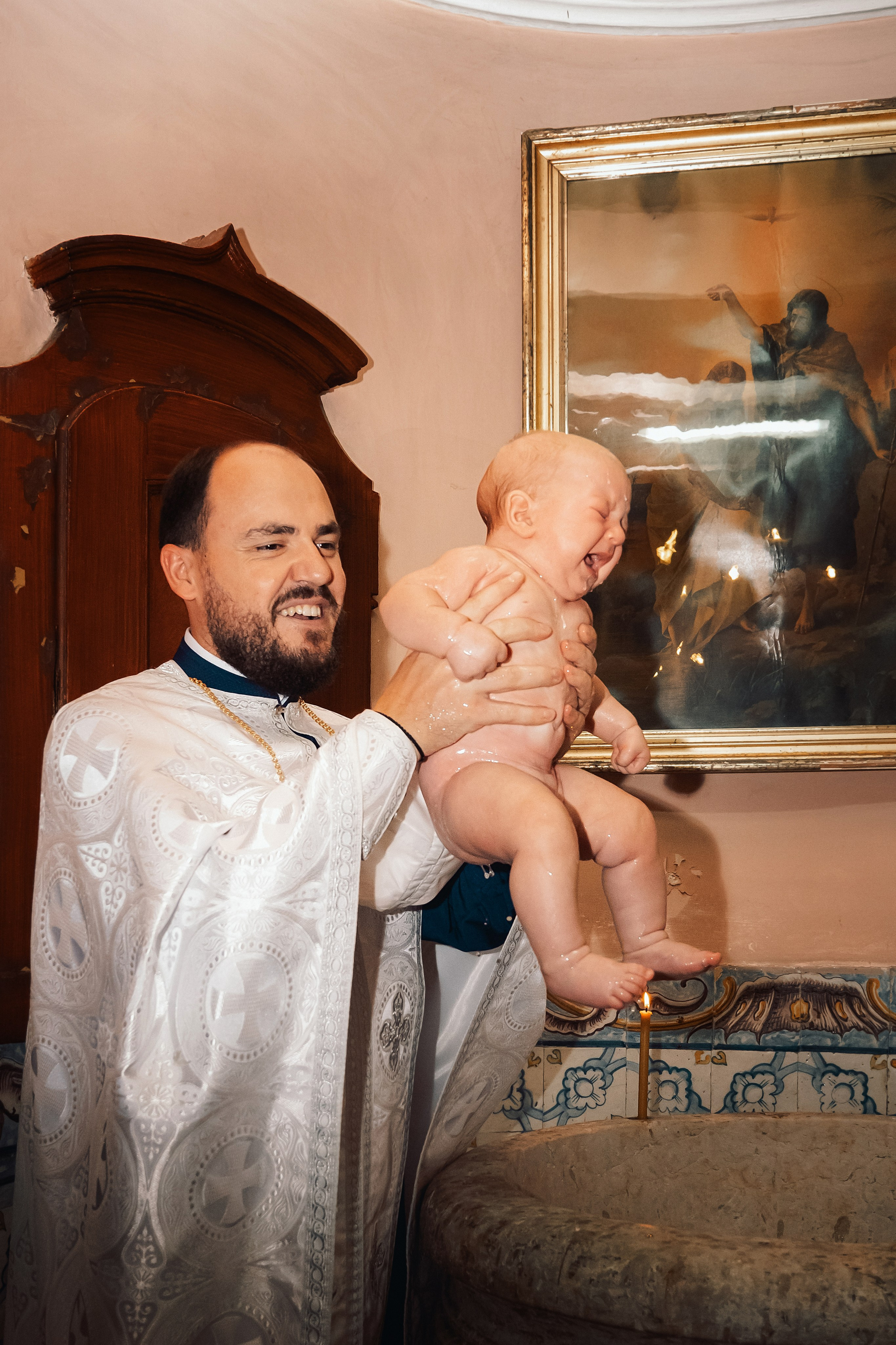 Хрещення. Валерія Сичова. Сімейний та репортажний фотограф в Португаліі