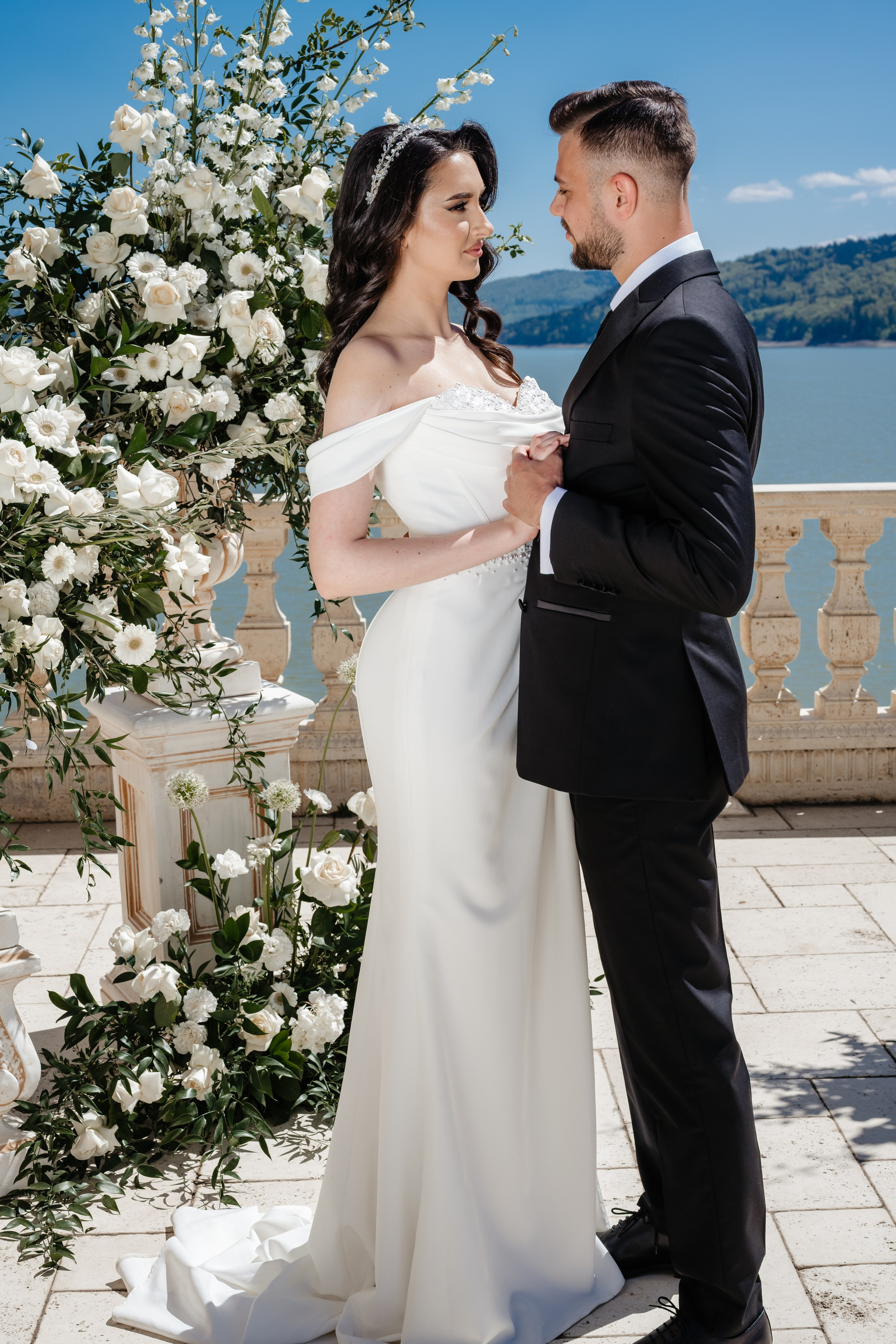 Nunta Bianca si Gilbert, Gradinile Romane, Piatra Neamt. Ana Maria Dragan Fotograf Evenimente