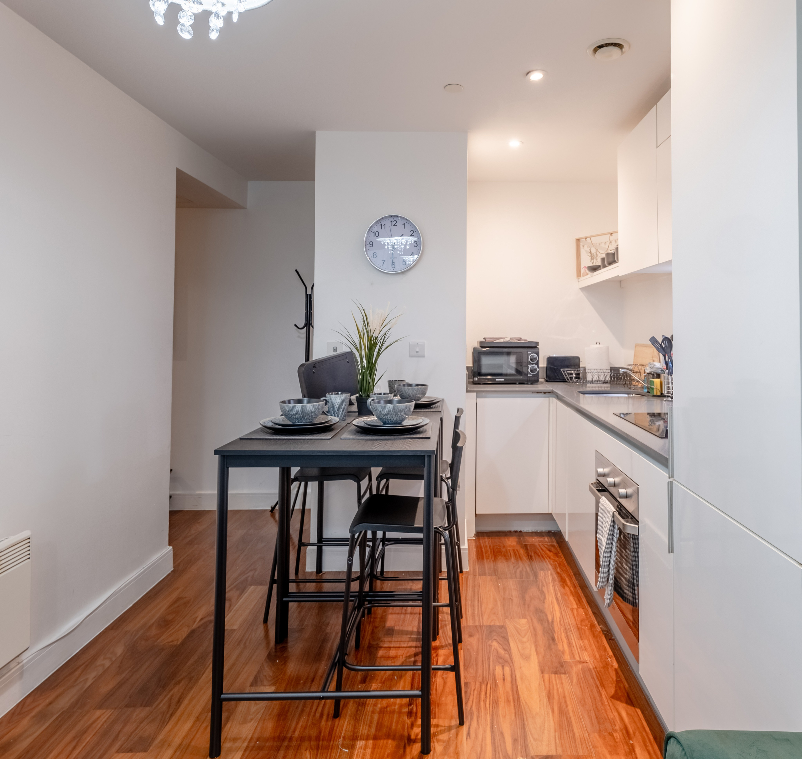 Ricco Stays. Sola SLY | London Photographer and Videographer