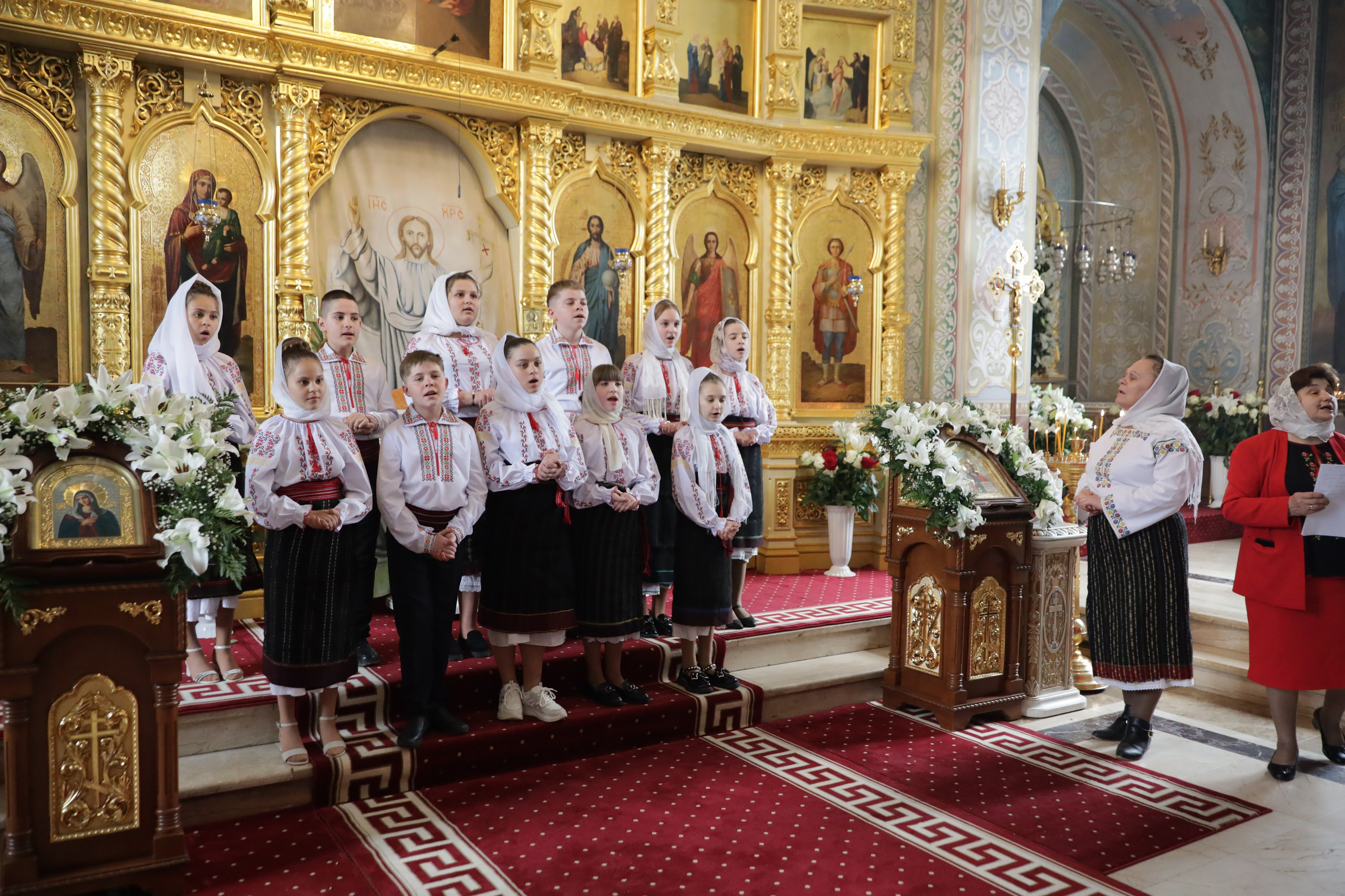 Cântările Învierii-Tradiție și Lumină. Alika Dia- Fotograf în Republica Moldova, Strășeni