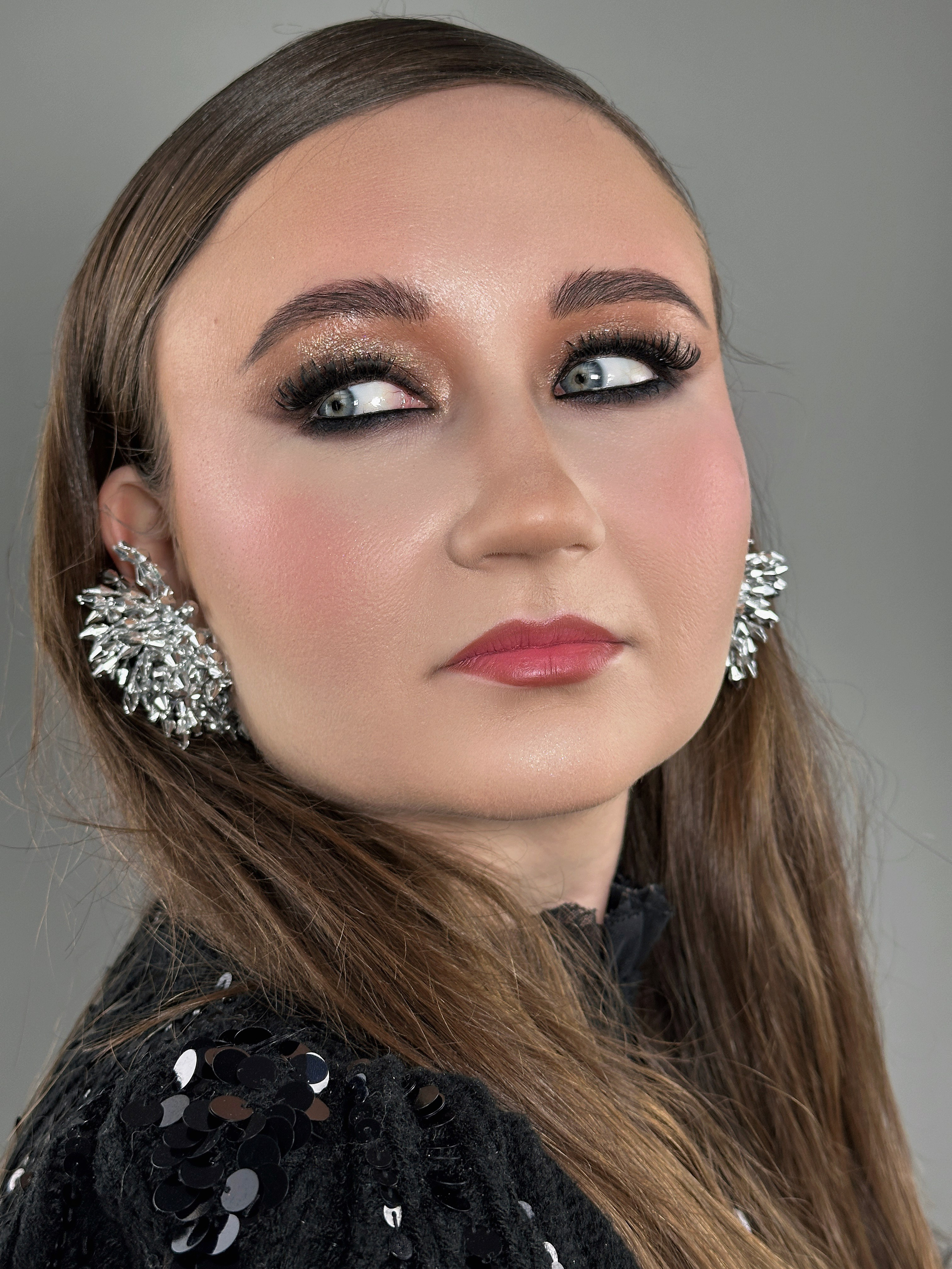 Makeup profesional Cluj-Napoca. Makeup artist, artist sprancene si laminare in Cluj-Napoca | Anca Vasilie