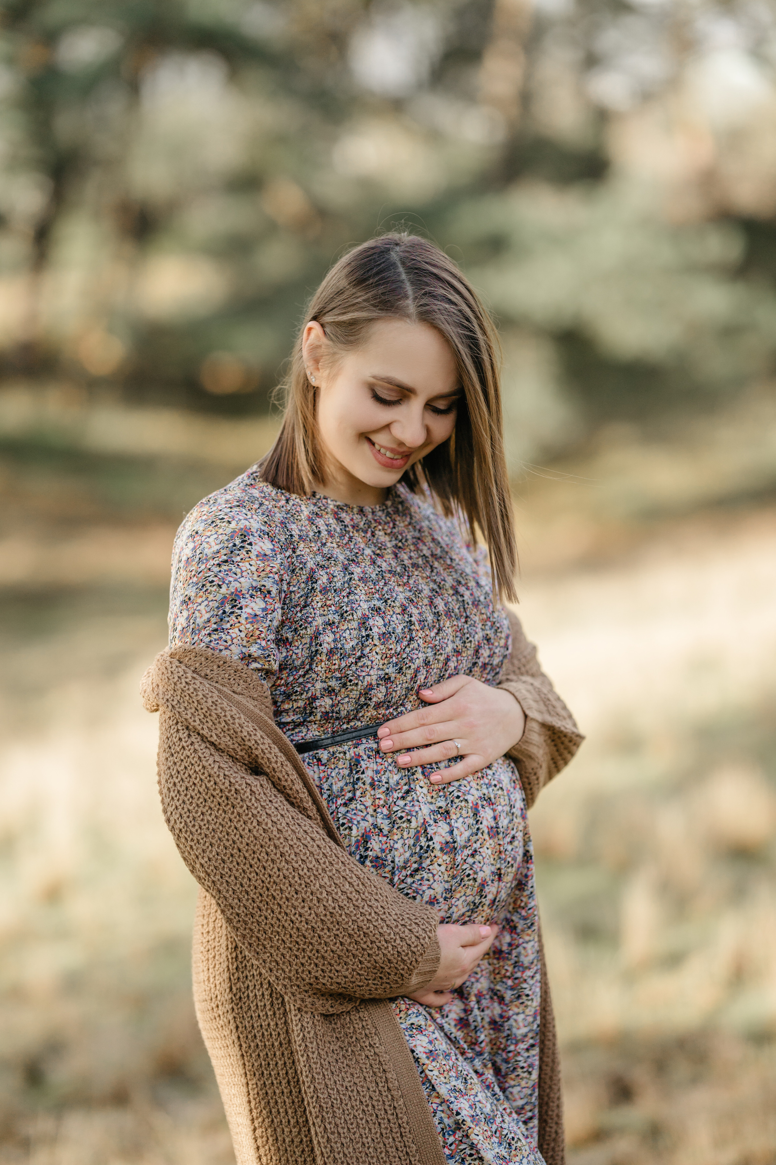Babybauch Fotos Frankfurt, Schwangeschaftsshooting Hanau, Babybauch Fotoshooting Hanau, Maternity Fotoshooting Frankfurt, Newborn und Familienfotos Hanau, Familienfotograf Frankfurt, Babybauch Shooting Hanau