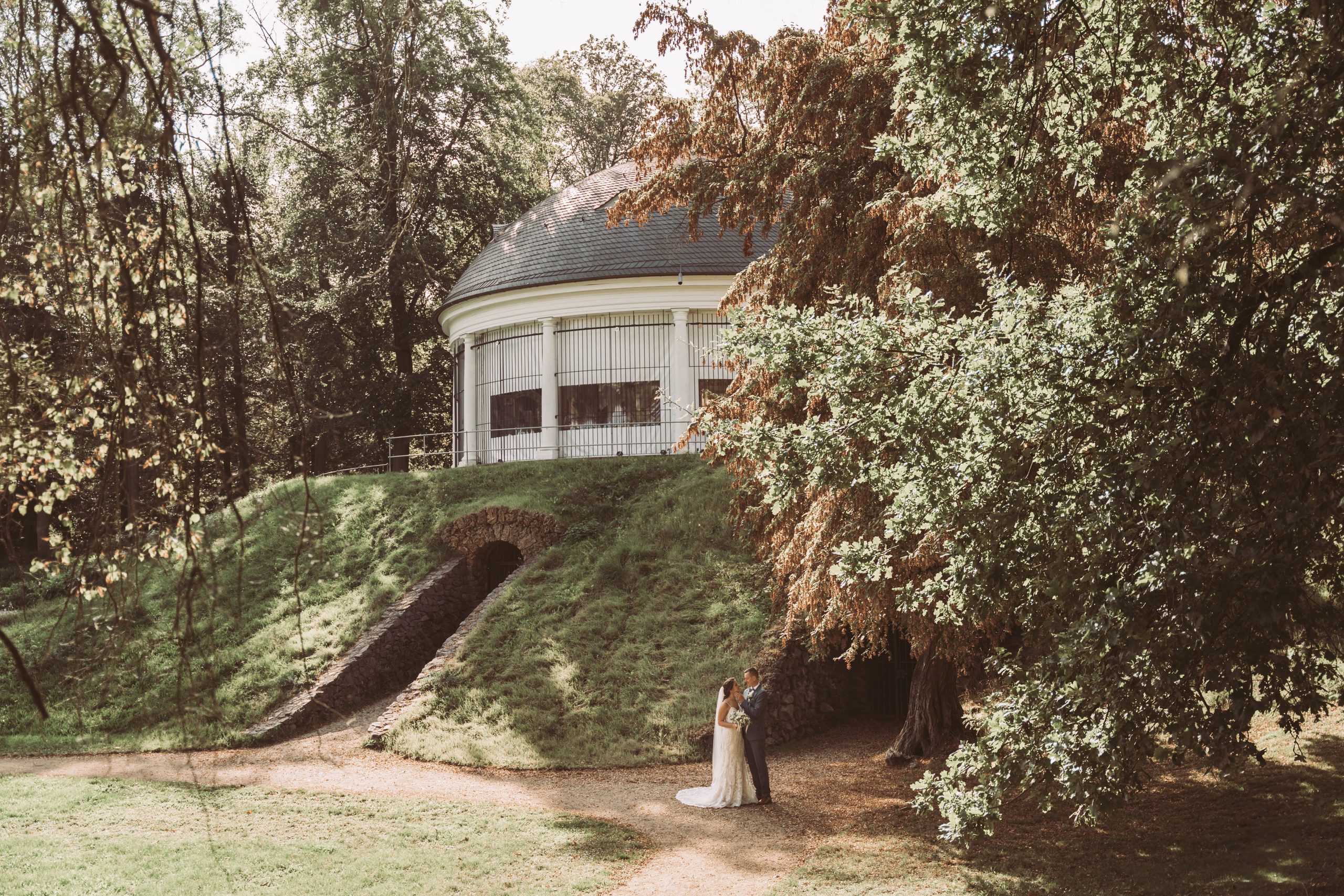 Karina&Robert|Brautpaarshooting in Wilhelmsbad Hanau. Fotografin in Hanau|Frankfurt|Mainz|Iryna Korenkova