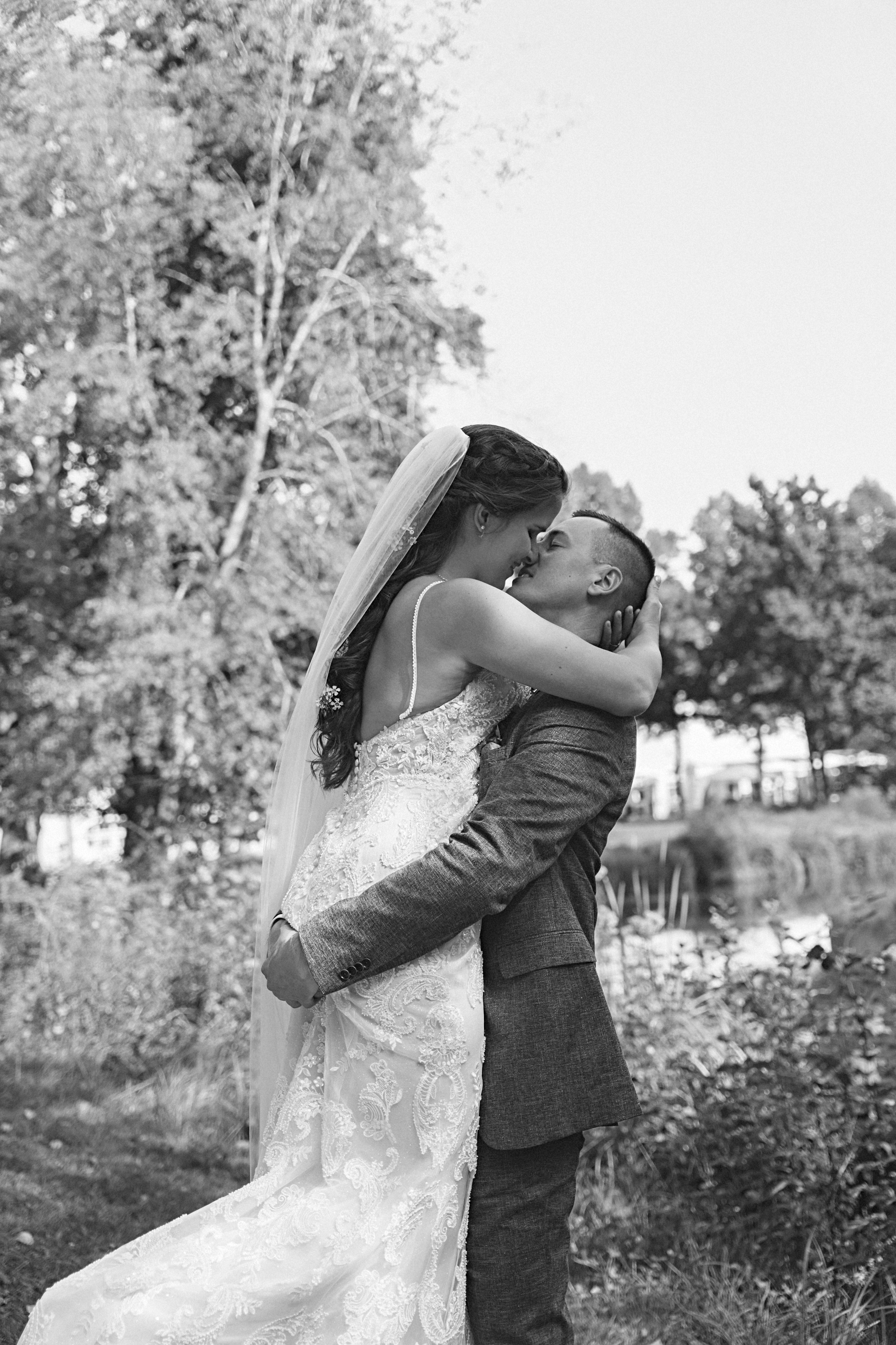 Karina&Robert|Brautpaarshooting in Wilhelmsbad Hanau. Fotografin in Hanau|Frankfurt|Mainz|Iryna Korenkova