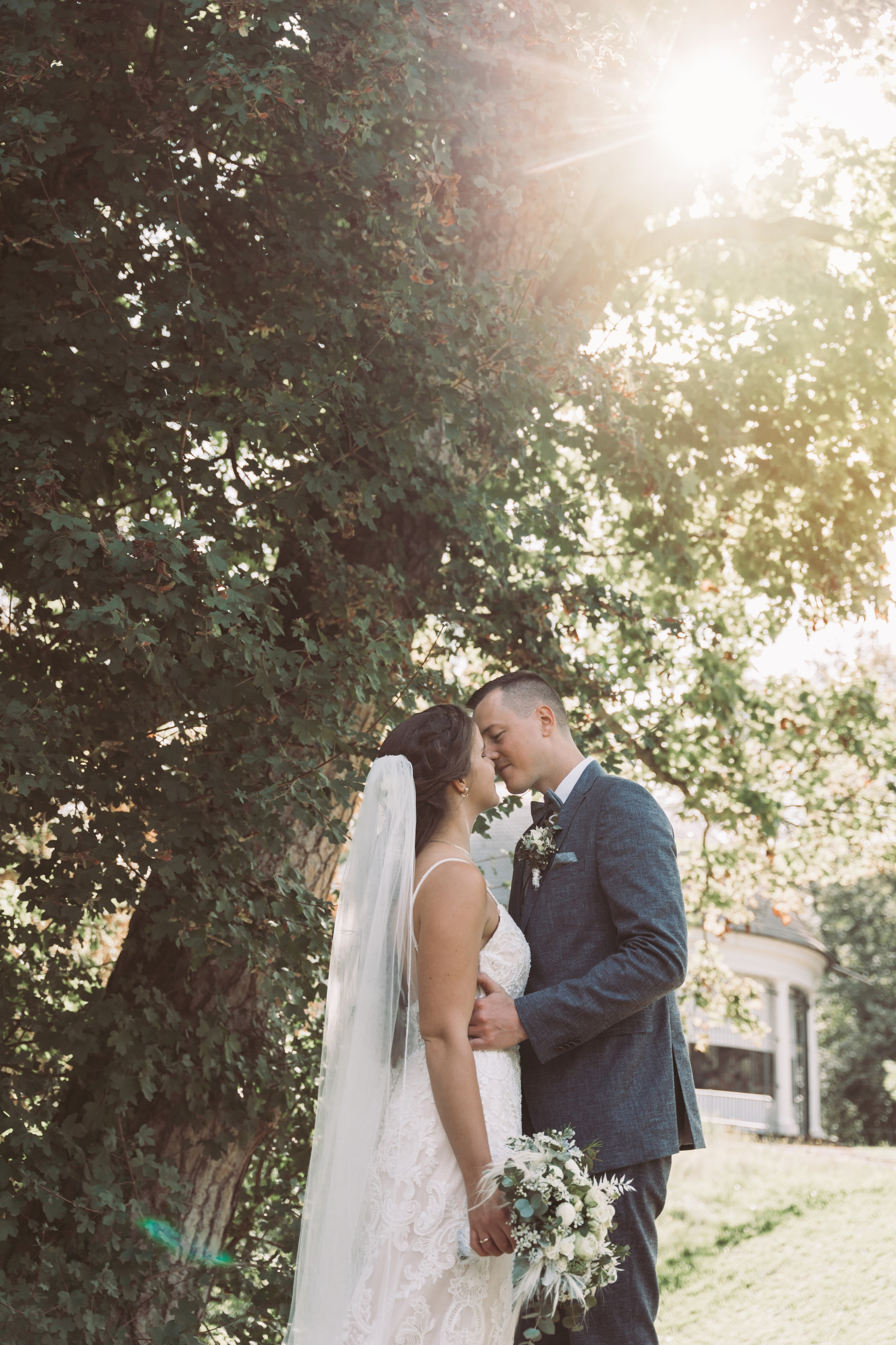 Karina&Robert|Brautpaarshooting in Wilhelmsbad Hanau. Fotografin in Hanau|Frankfurt|Mainz|Iryna Korenkova