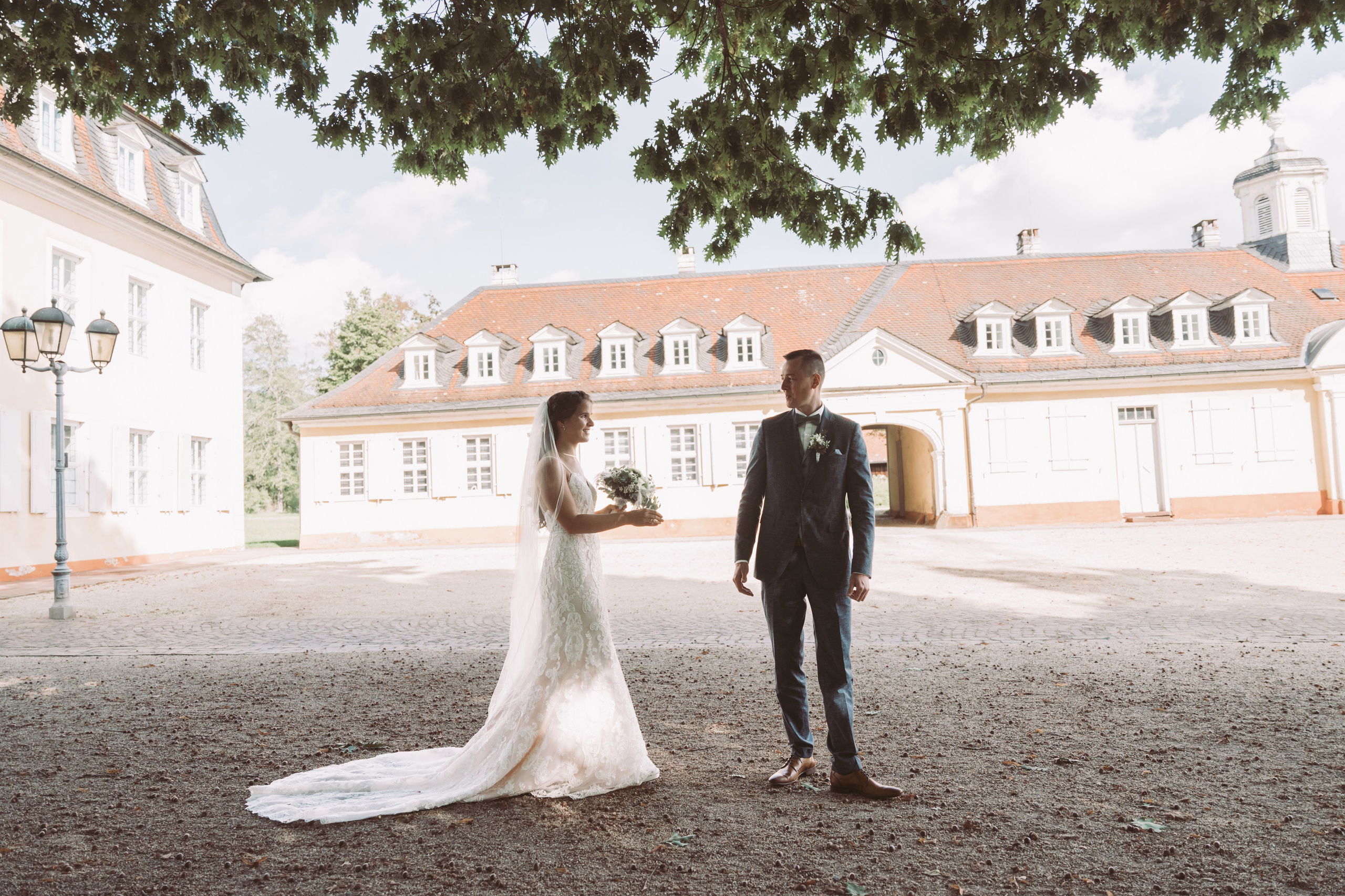 Karina&Robert|Brautpaarshooting in Wilhelmsbad Hanau. Fotografin in Hanau|Frankfurt|Mainz|Iryna Korenkova