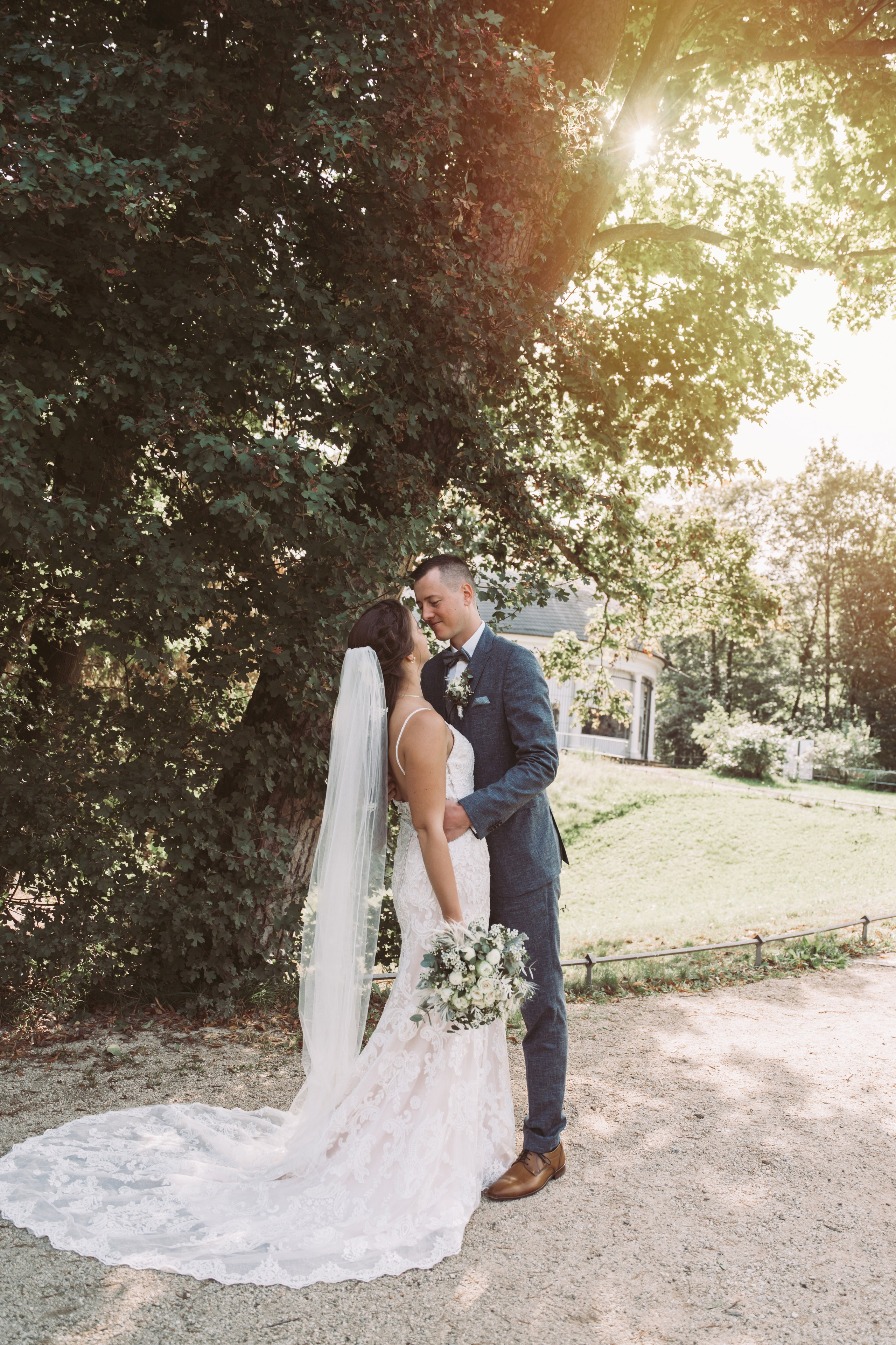 Karina&Robert|Brautpaarshooting in Wilhelmsbad Hanau. Fotografin in Hanau|Frankfurt|Mainz|Iryna Korenkova