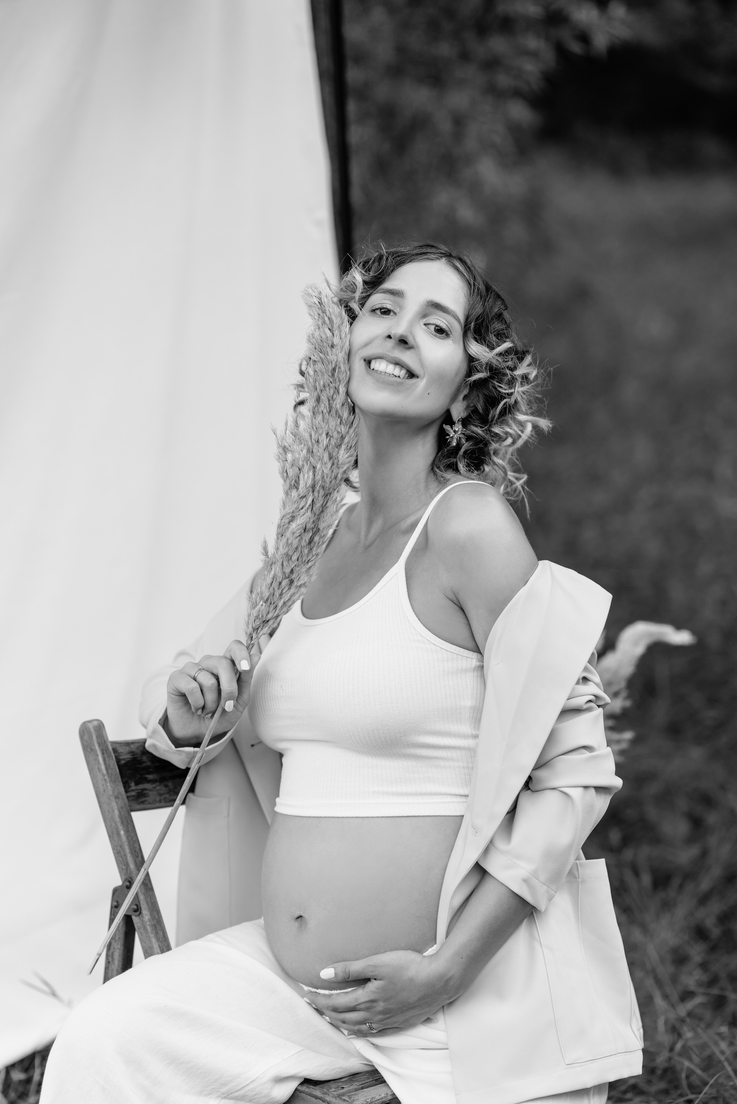 Babybauch Fotos Frankfurt, Schwangeschaftsshooting Hanau, Babybauch Fotoshooting Hanau, Maternity Fotoshooting Frankfurt, Newborn und Familienfotos Hanau, Familienfotograf Frankfurt, Babybauch Shooting Hanau