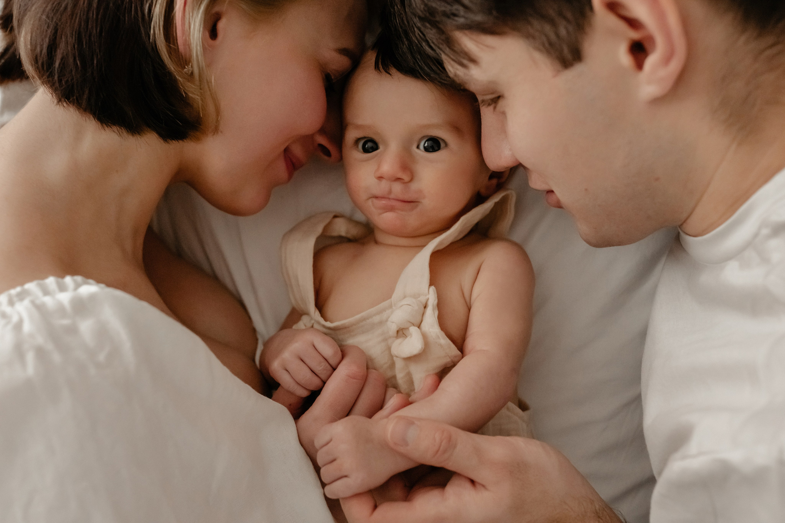 Familienfotografie Frankfurt, Neugeborenenfotografie Frankfurt, Familienfotograf Frankfurt, Babyfotografie Frankfurt, Schwangerschaftsfotografie Frankfurt, Kinderfotografie Frankfurt, Fotostudio für Familien und Neugeborene in Frankfurt, Frankfurt Familienfotografin, Neugeborenenfotografin Frankfurt, Familienfotoshootings Frankfurt