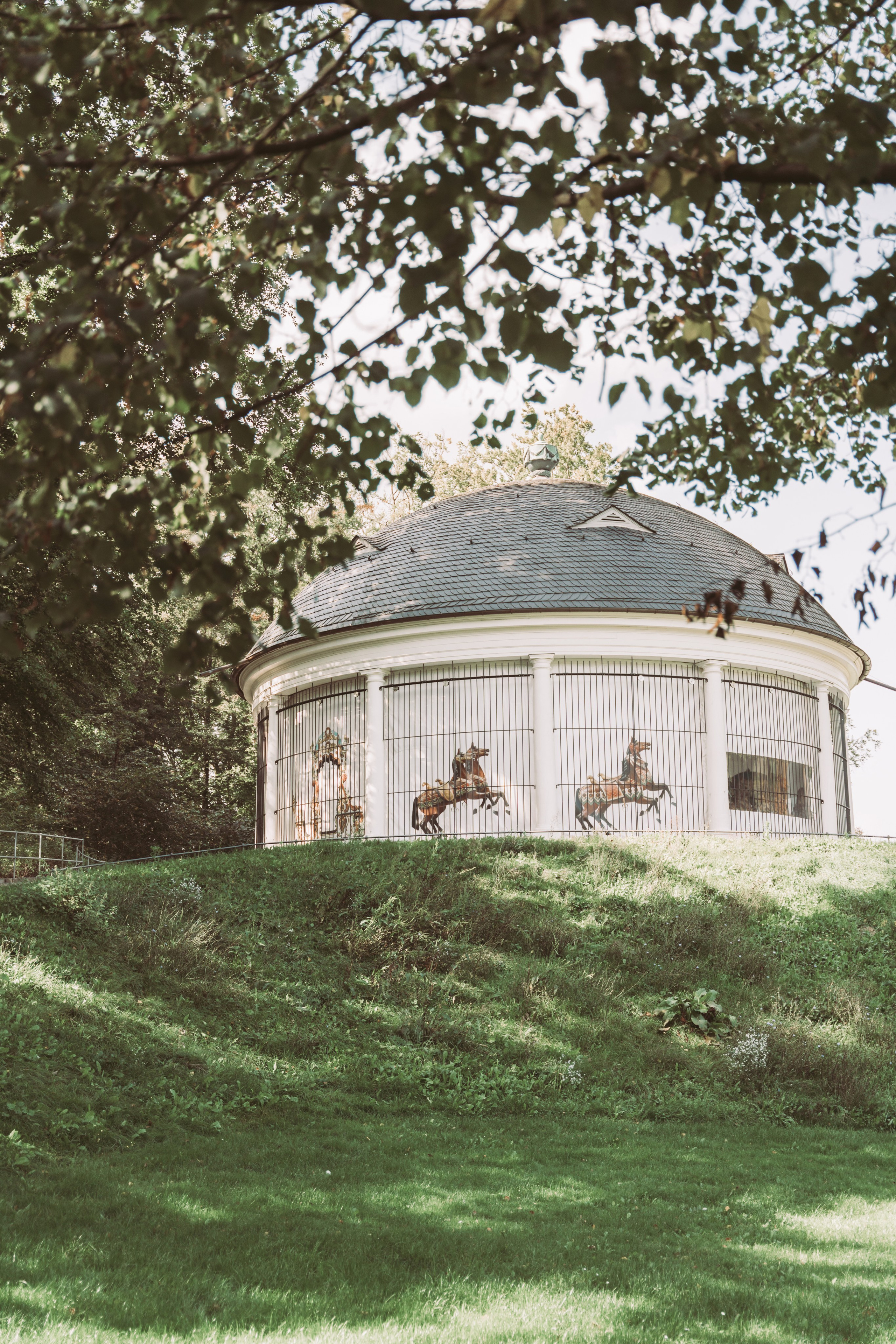 Karina&Robert|Brautpaarshooting in Wilhelmsbad Hanau. Fotografin in Hanau|Frankfurt|Mainz|Iryna Korenkova