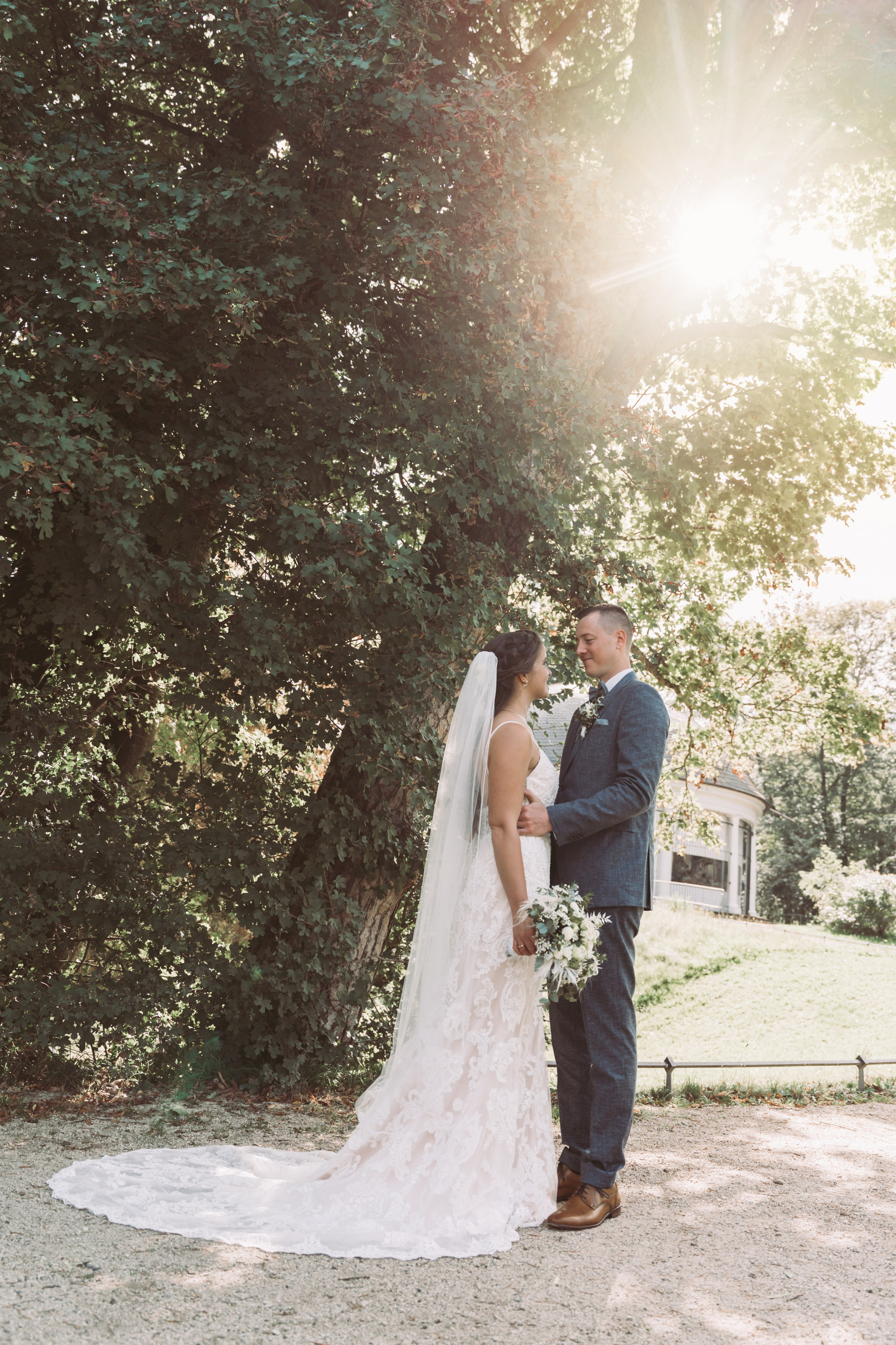 Karina&Robert|Brautpaarshooting in Wilhelmsbad Hanau. Fotografin in Hanau|Frankfurt|Mainz|Iryna Korenkova