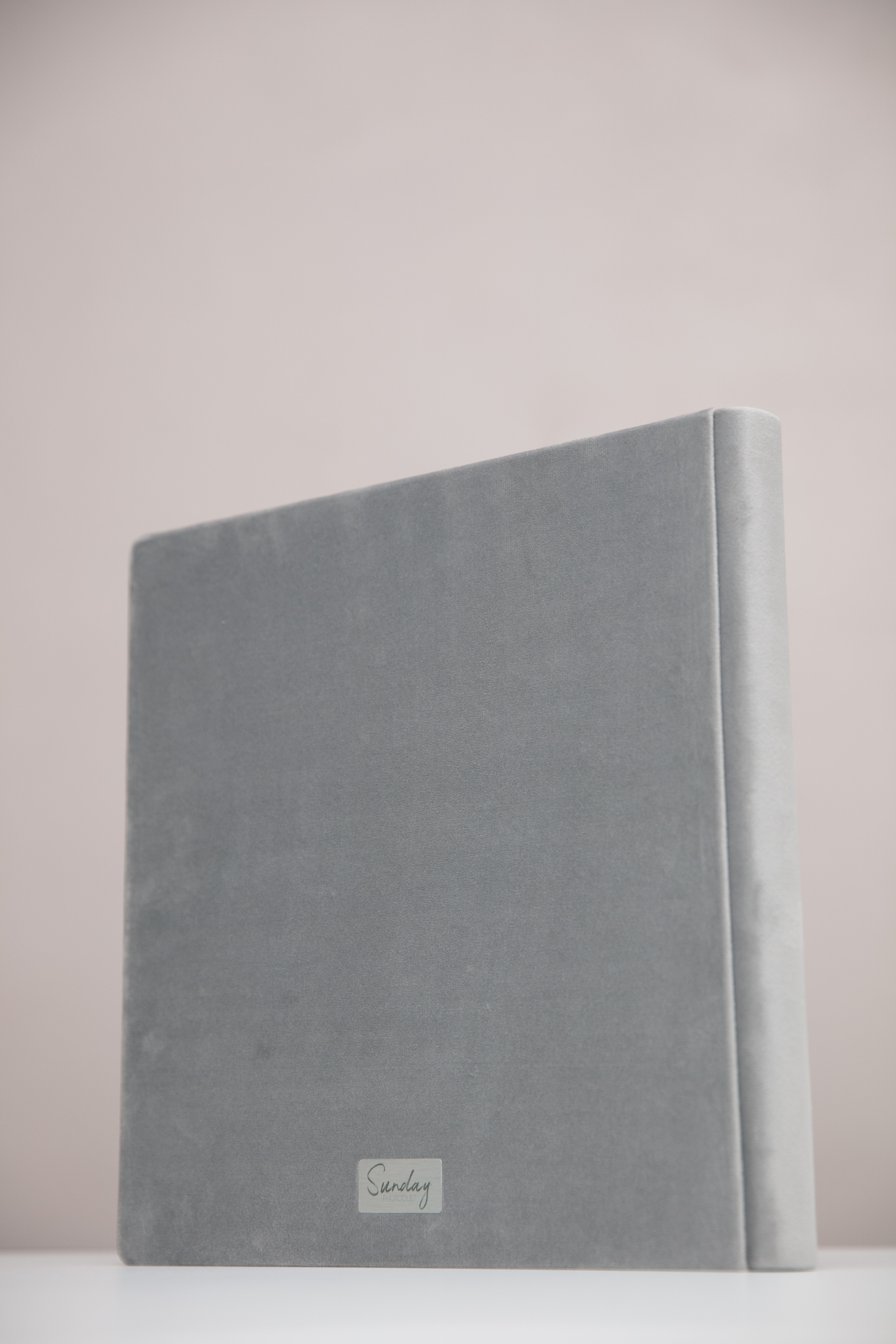 Свадебная книга - Свадебный фотограф Запорожье Photoduet Sunday. Свадебный фотограф в Запорожье Photoduet Sunday