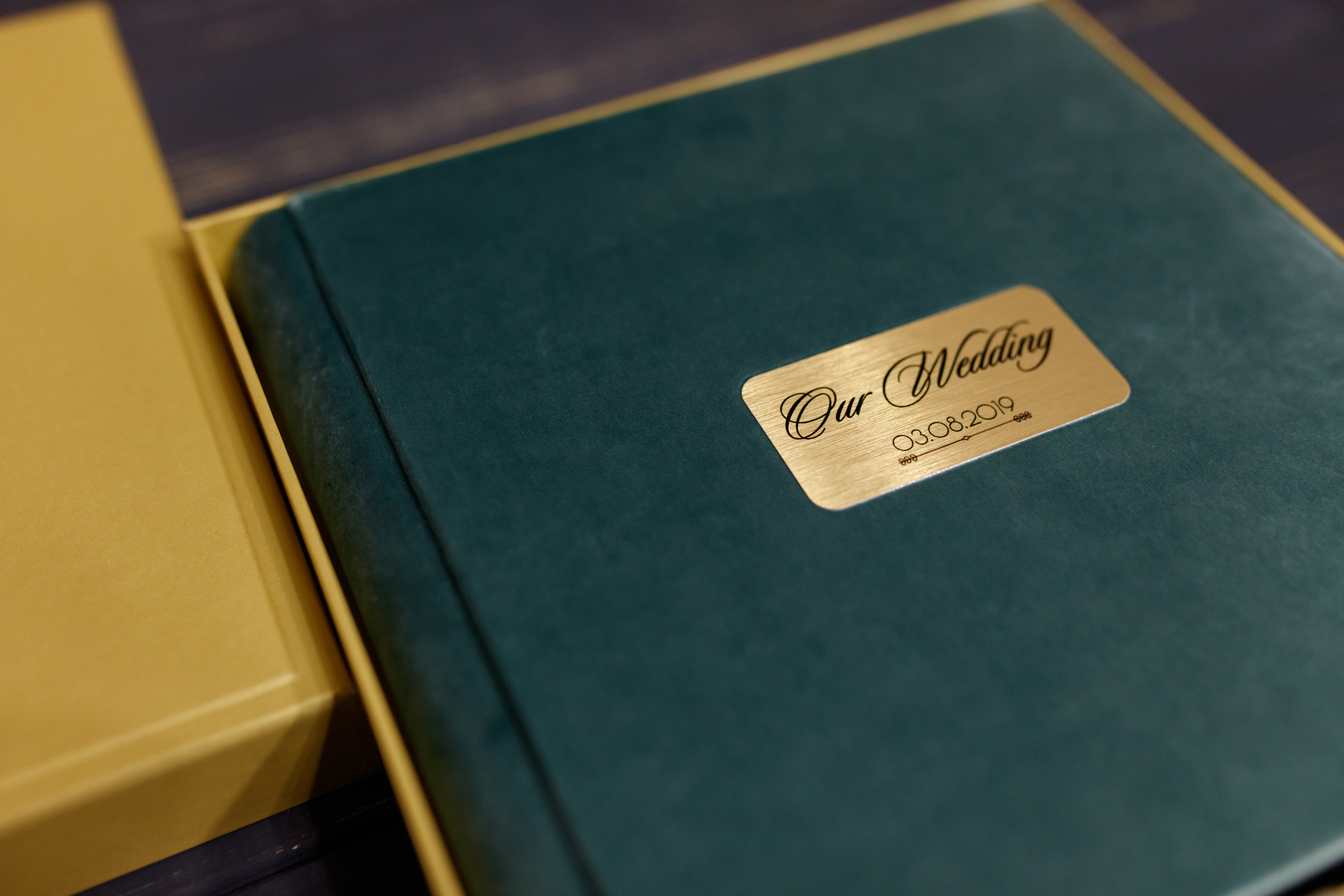 Свадебная книга - Свадебный фотограф Запорожье Photoduet Sunday. Свадебный фотограф в Запорожье Photoduet Sunday