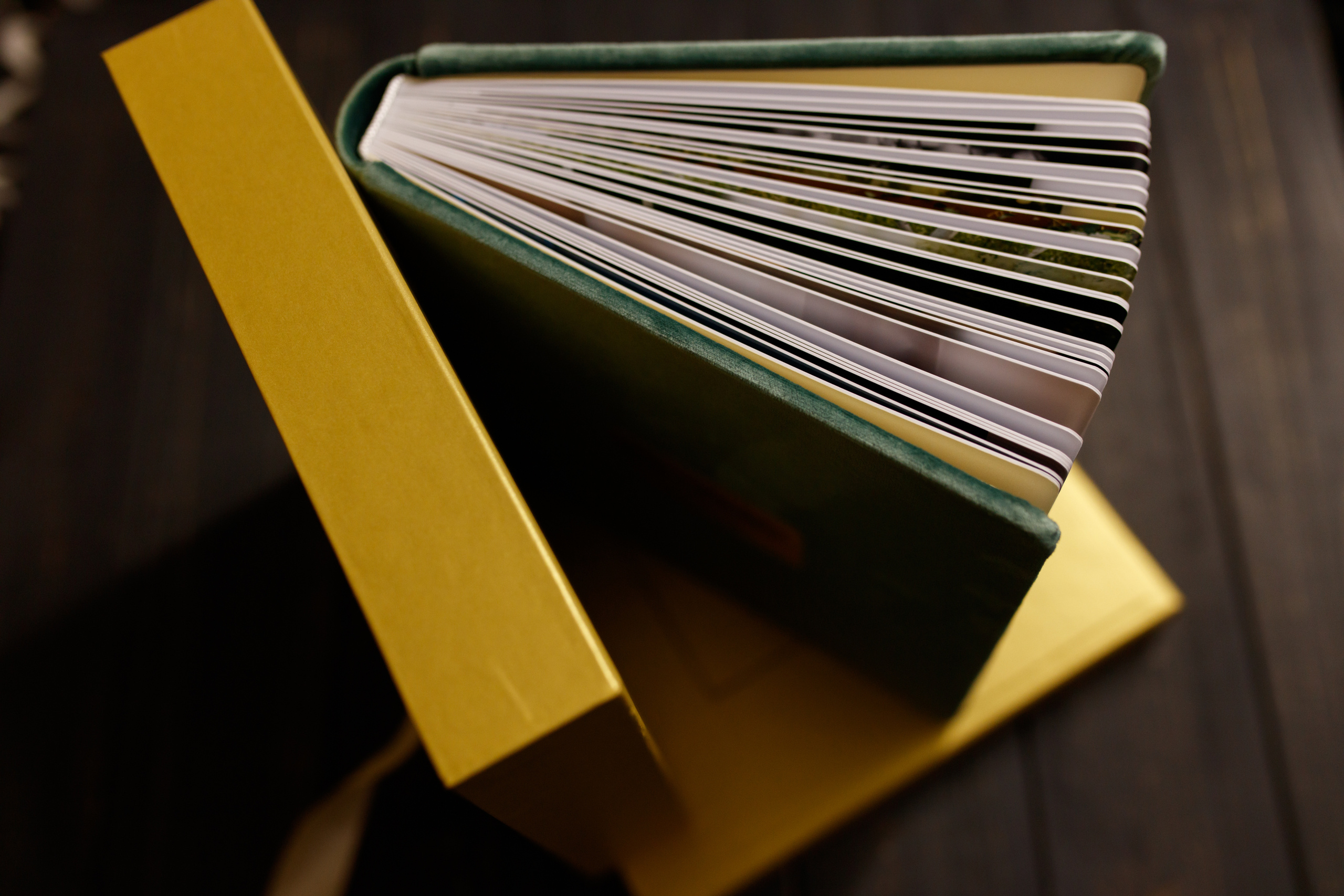 Свадебная книга - Свадебный фотограф Запорожье Photoduet Sunday. Свадебный фотограф в Запорожье Photoduet Sunday