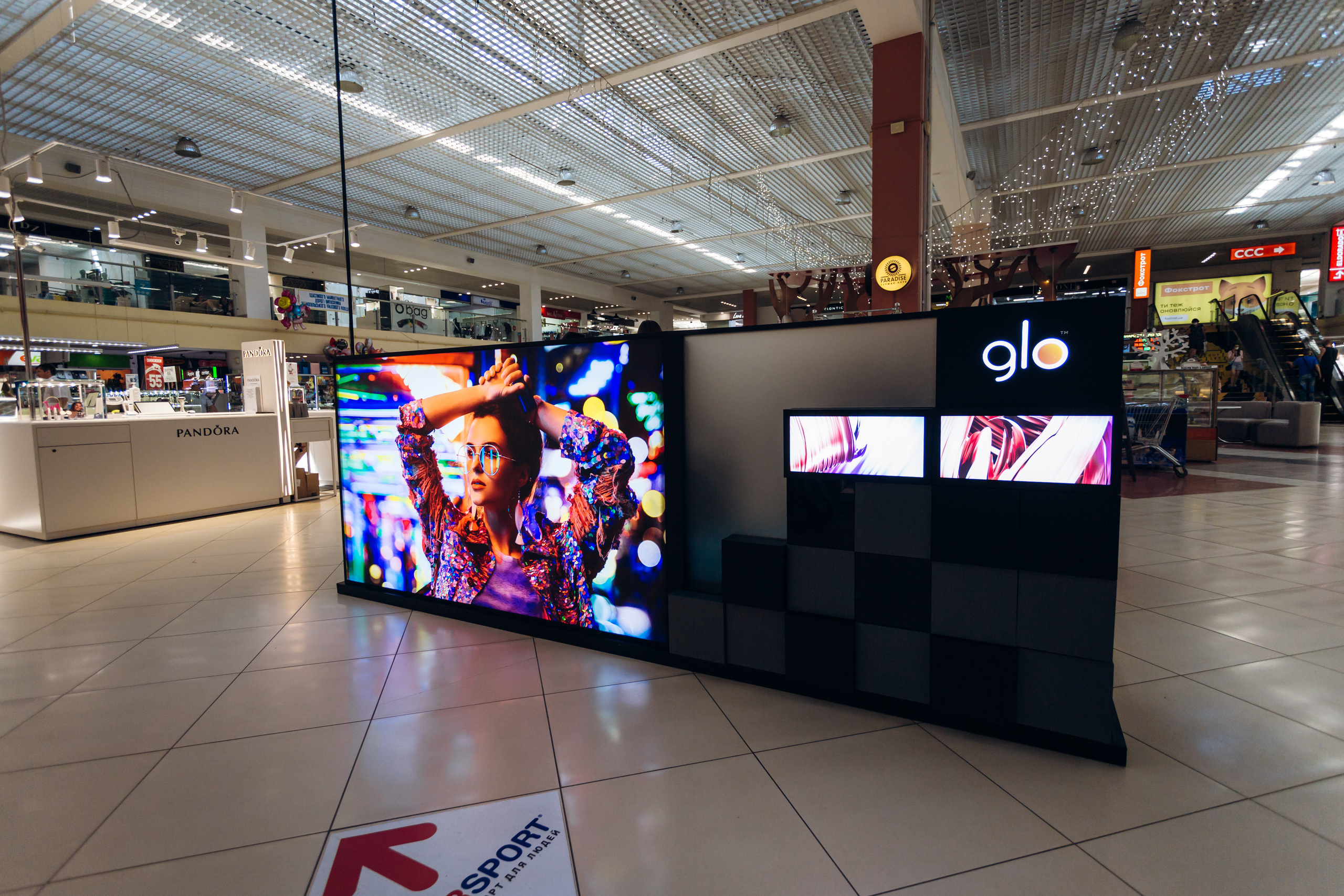 Рекламна фотозйомка для бренду glo™. Фотограф Тетяна Бродзяк