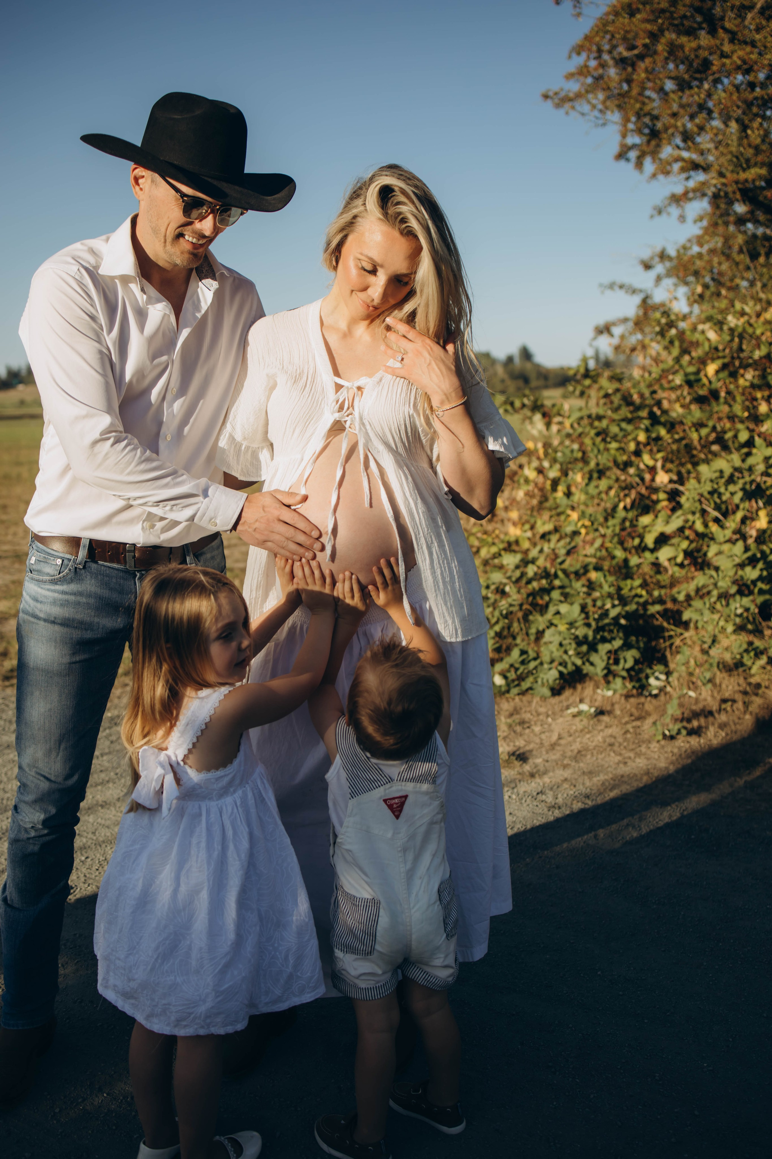 Family. Lifestyle photographer Vancouver Island