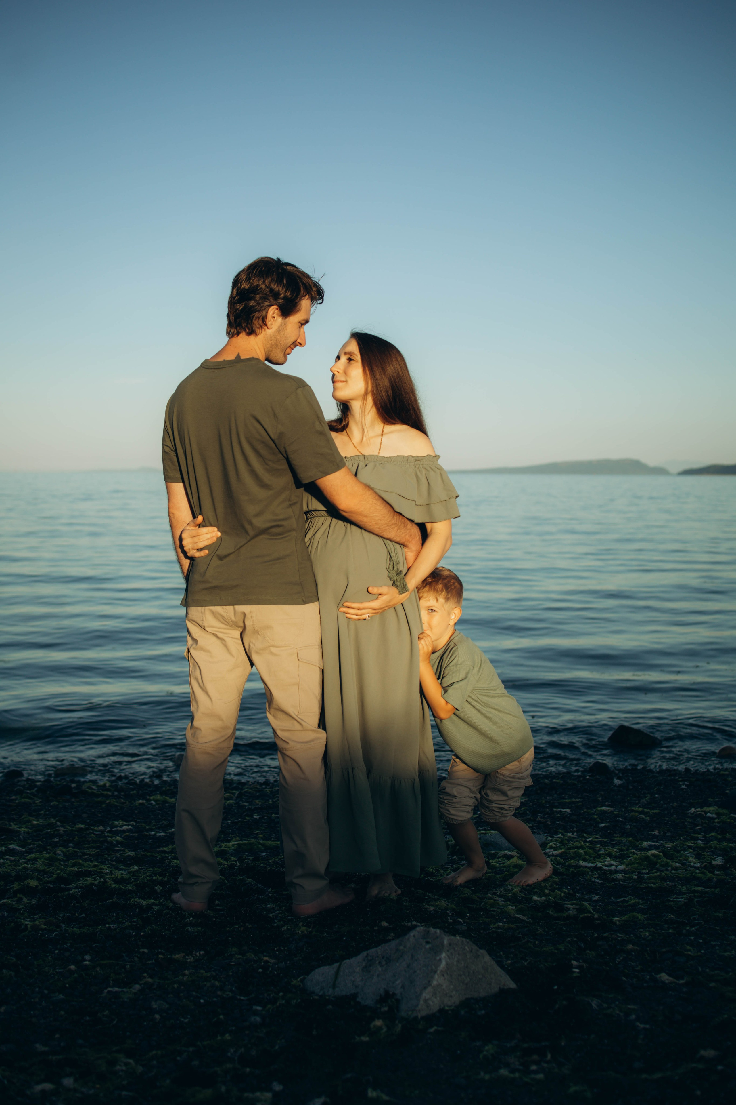 Family. Lifestyle photographer Vancouver Island