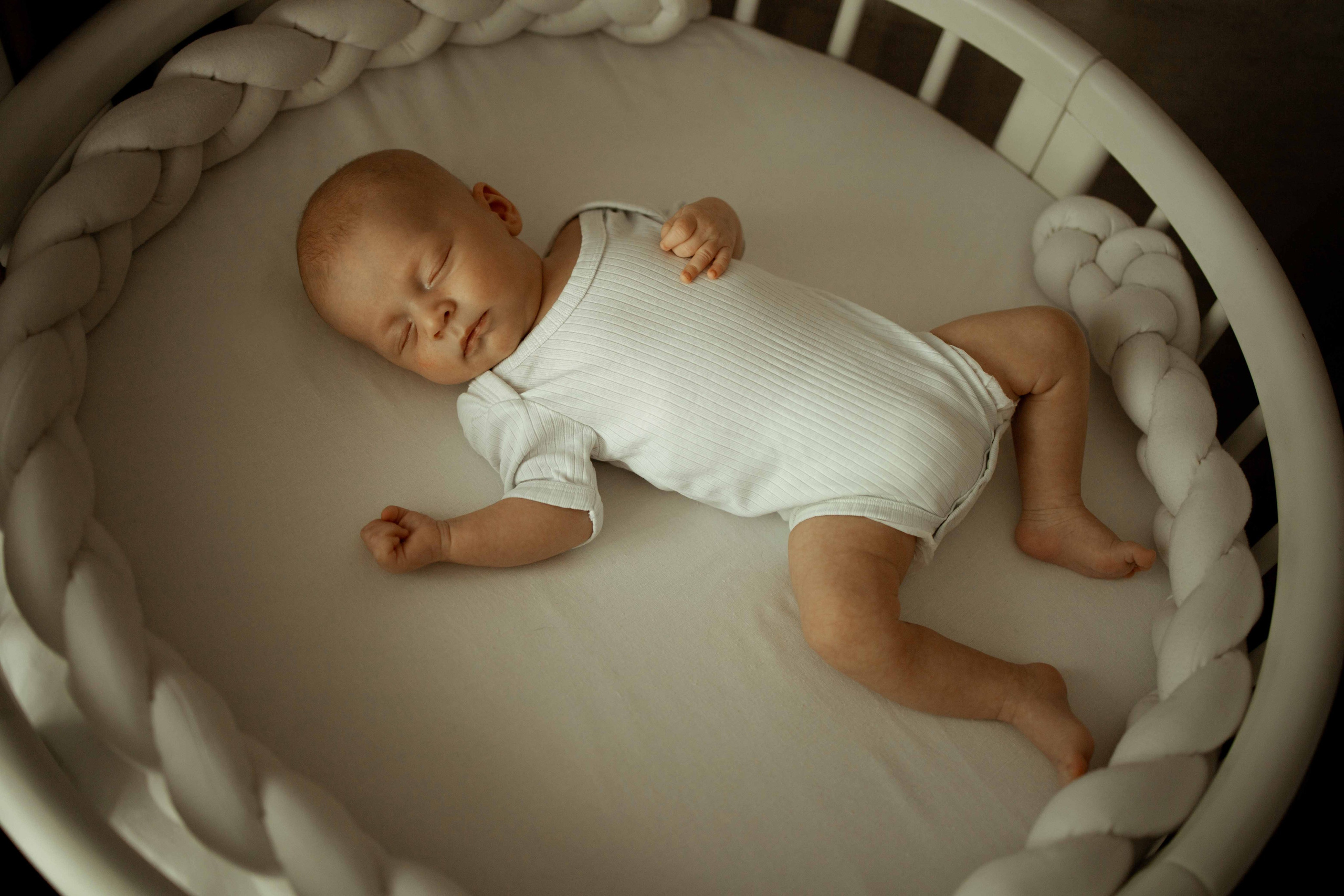 Newborn. Lifestyle photographer Vancouver Island