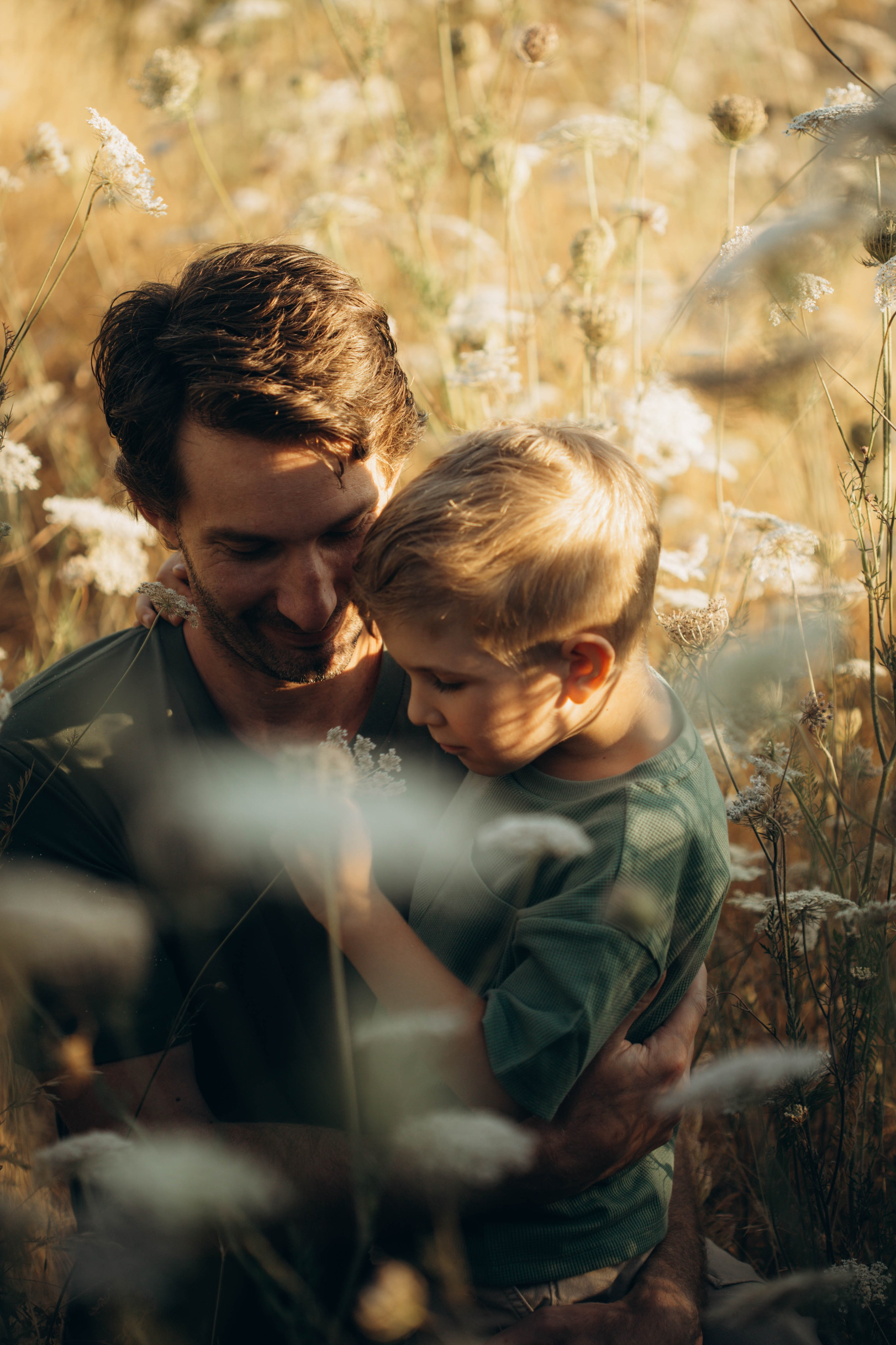 Family. Lifestyle photographer Vancouver Island