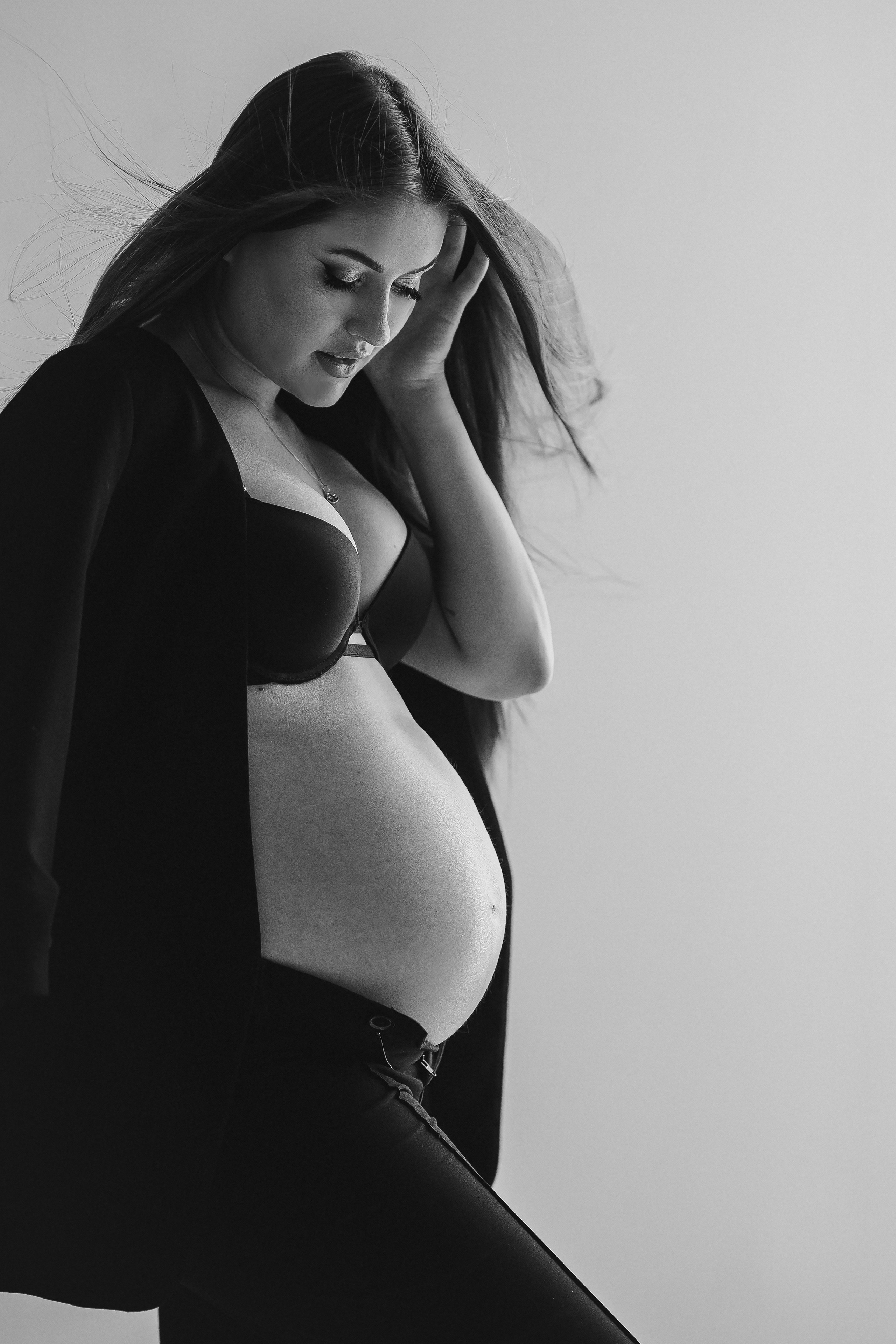 Pregnant. Lifestyle photographer Vancouver Island