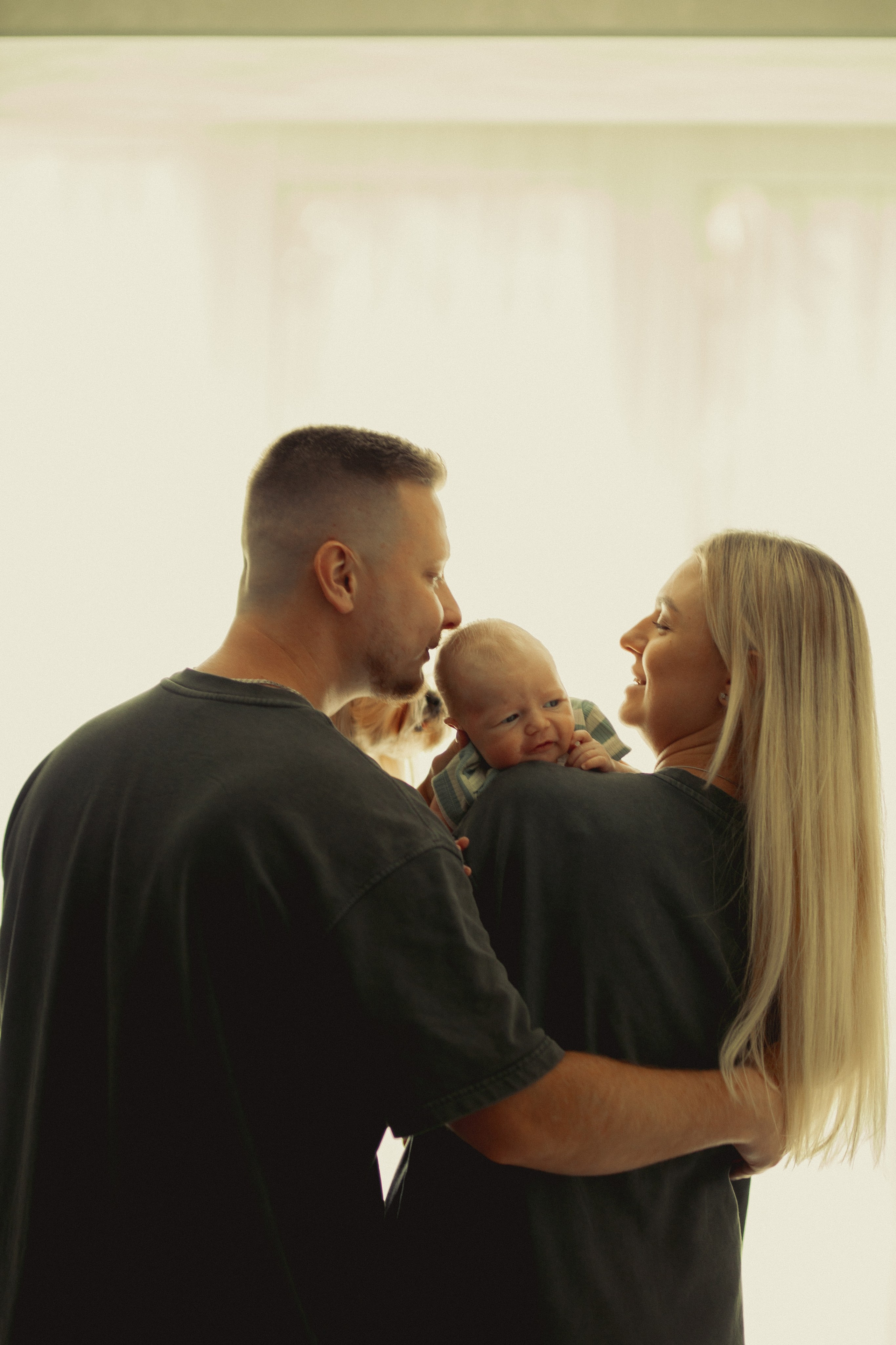 Newborn. Lifestyle photographer Vancouver Island