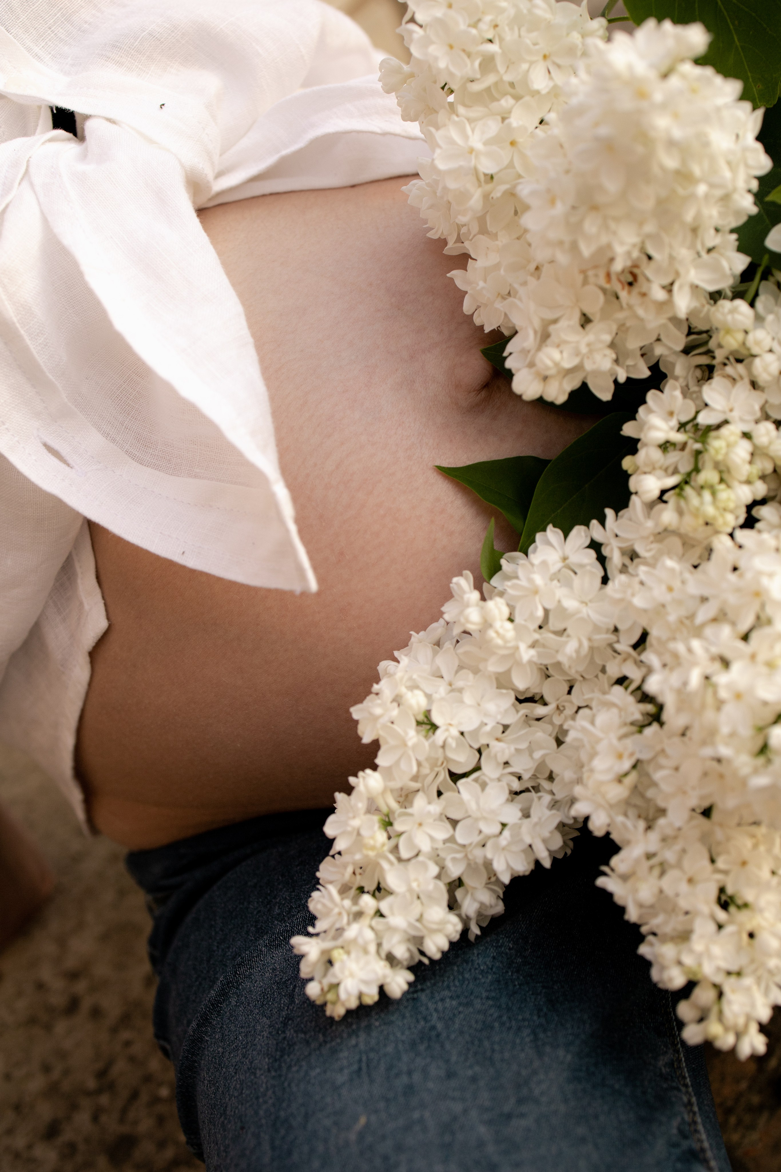 Pregnant. Lifestyle photographer Vancouver Island