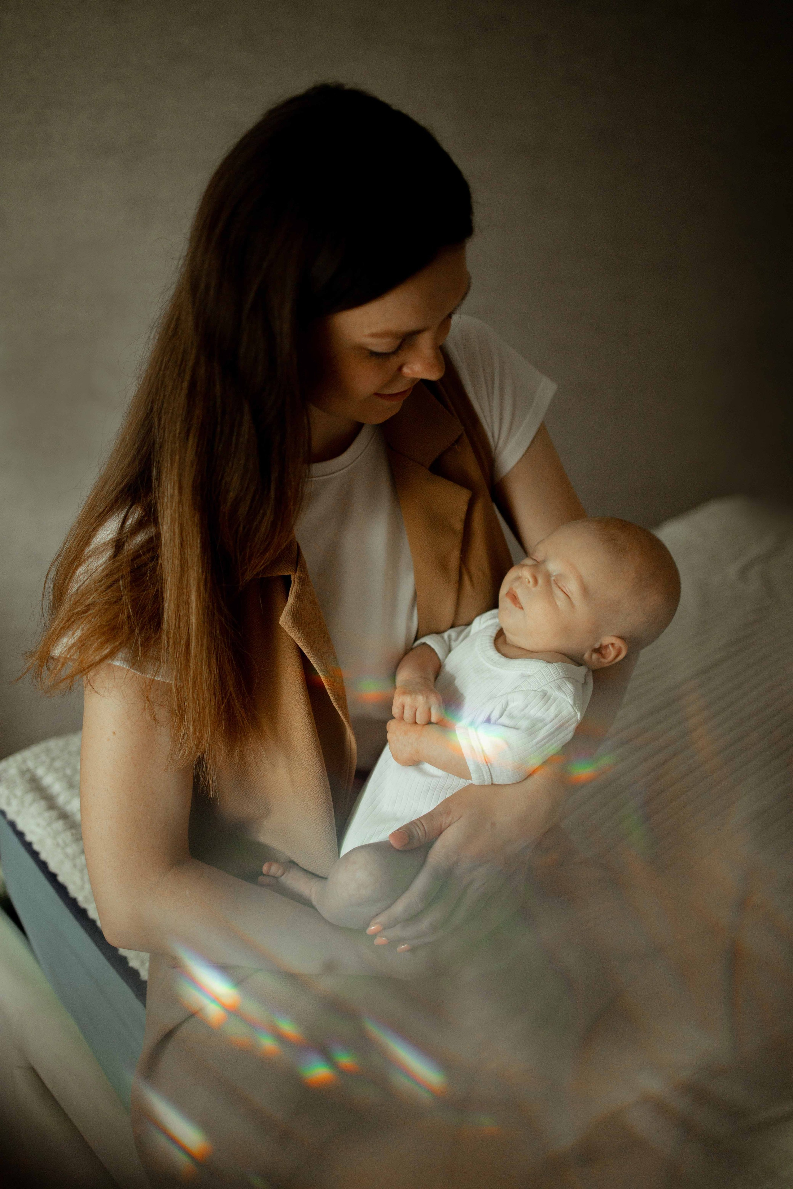Newborn. Lifestyle photographer Vancouver Island