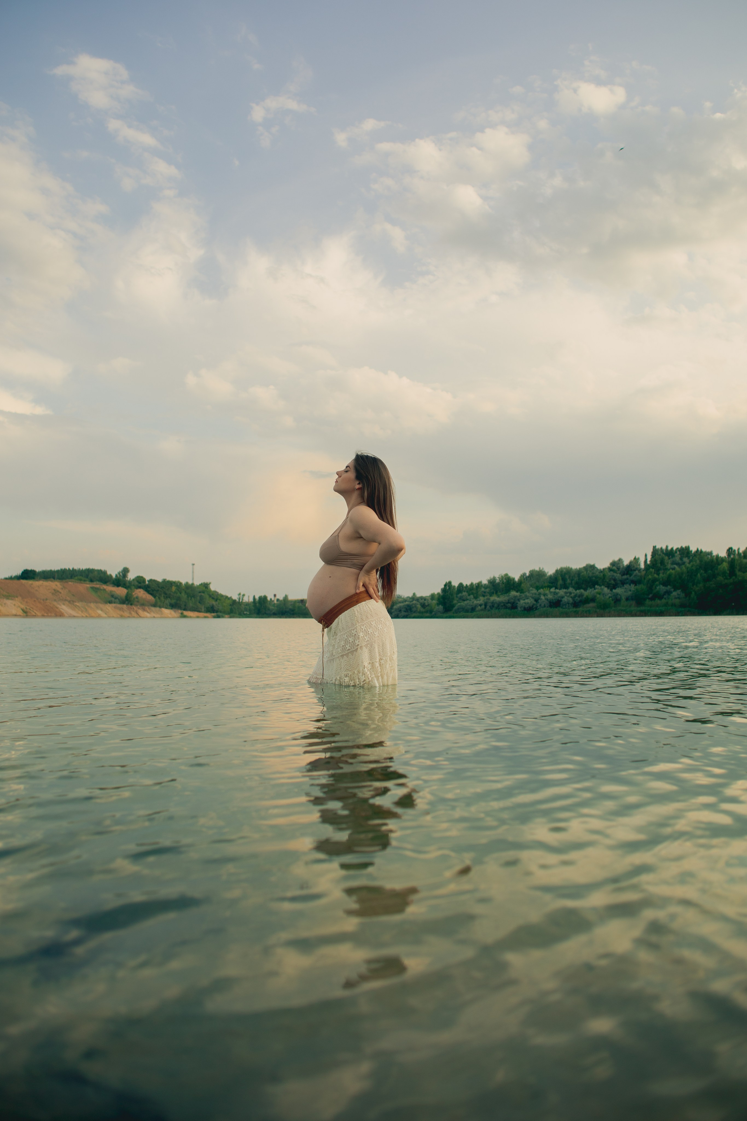 Pregnant. Lifestyle photographer Vancouver Island
