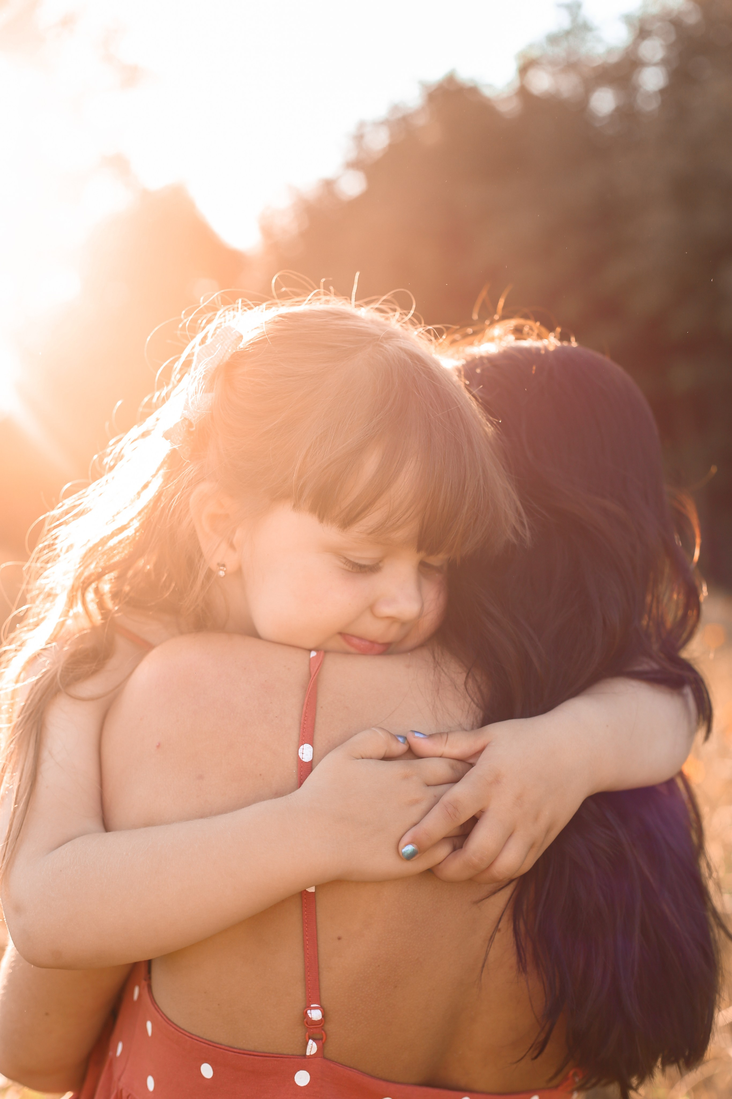 Mom & daughter. Lifestyle photographer Vancouver Island