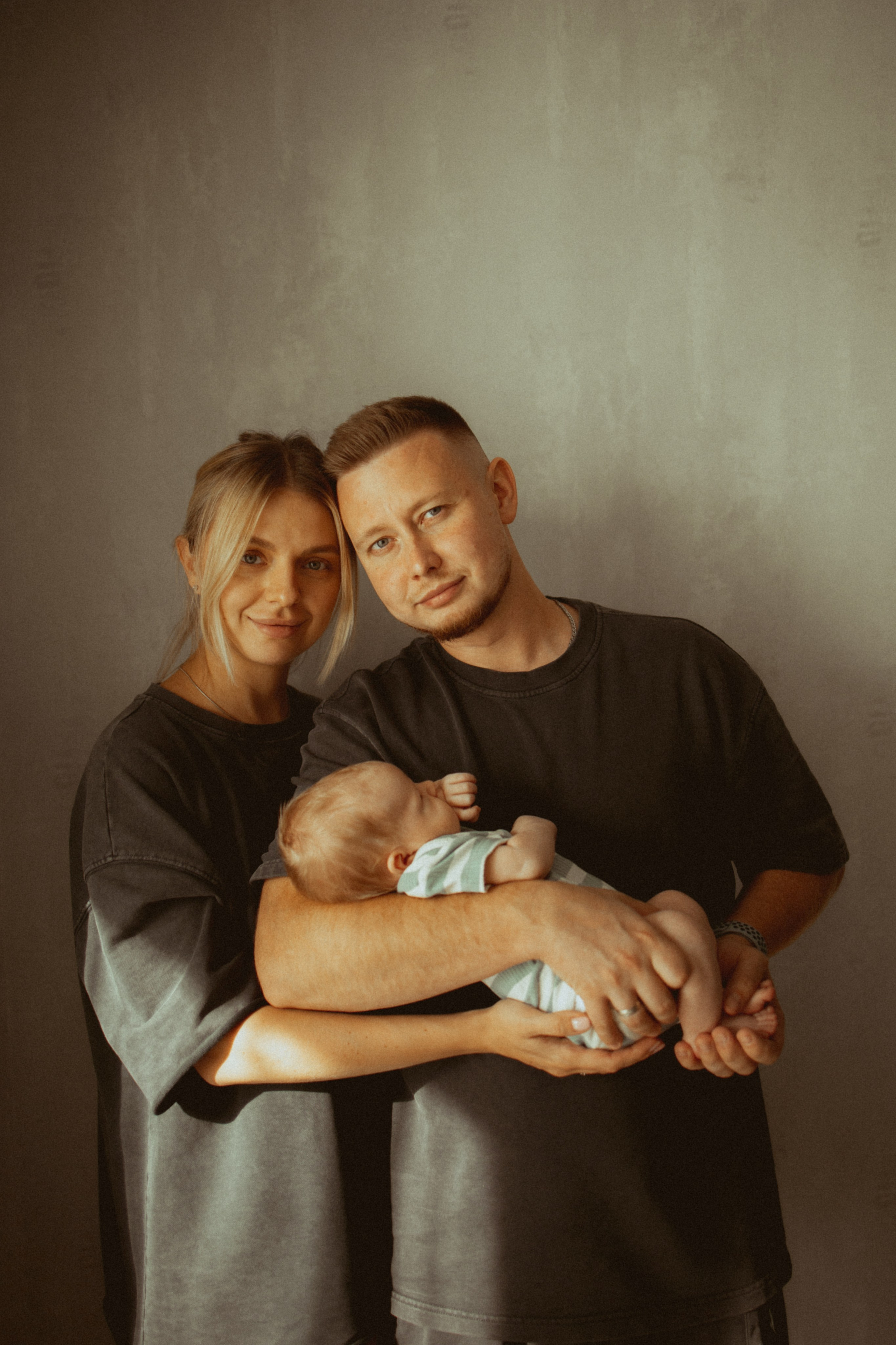 Newborn. Lifestyle photographer Vancouver Island