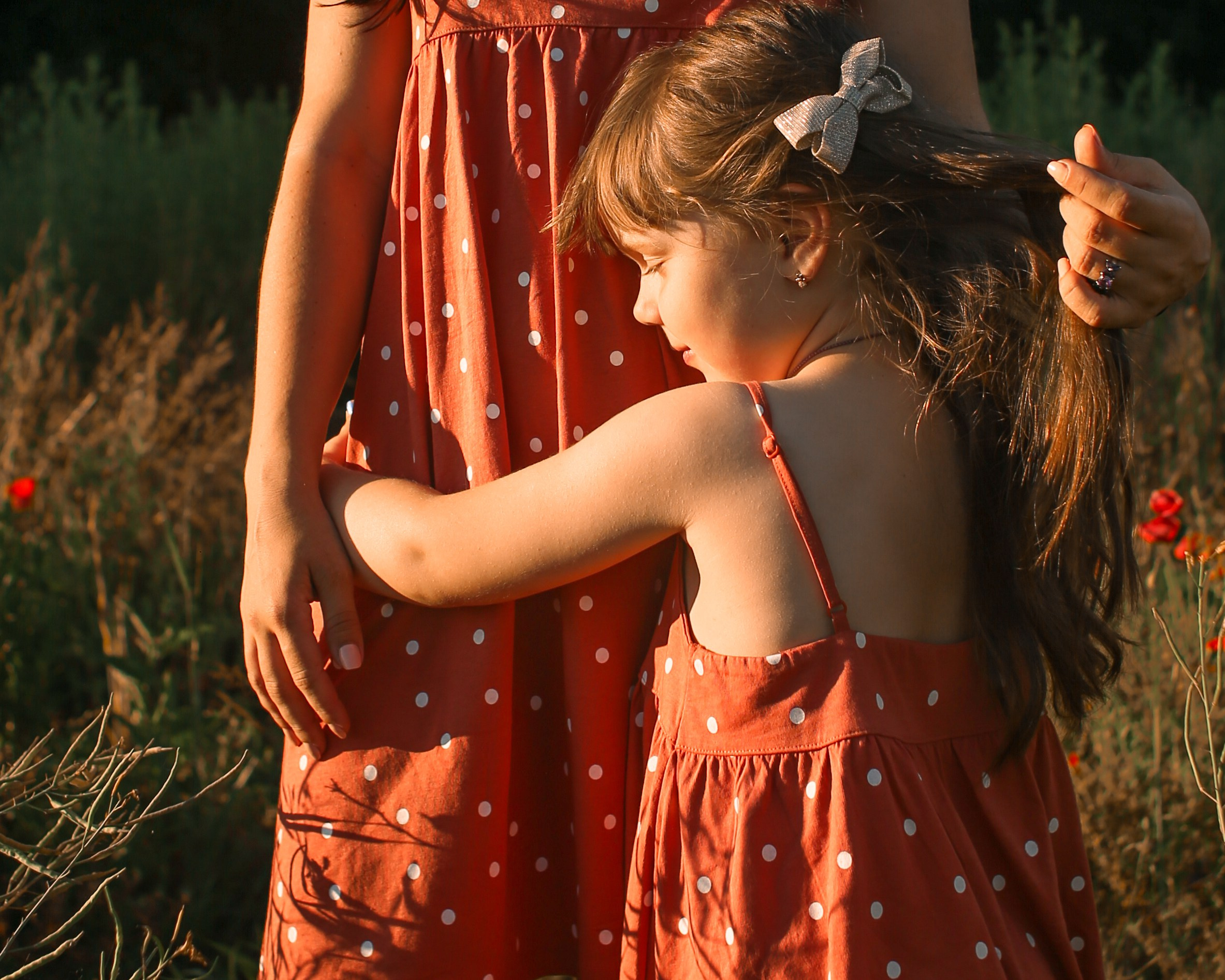 Mom & daughter. Lifestyle photographer Vancouver Island