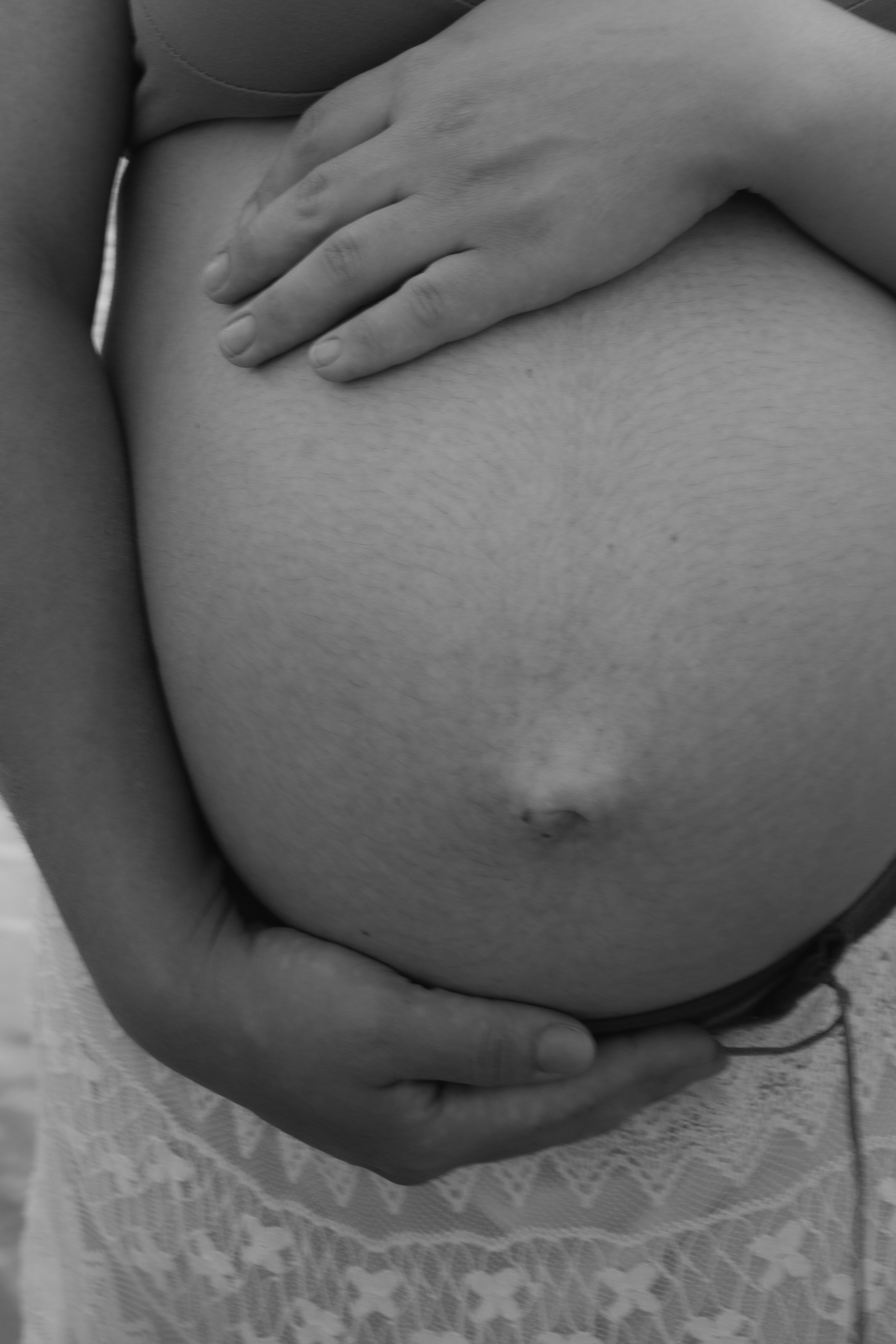 Pregnant. Lifestyle photographer Vancouver Island